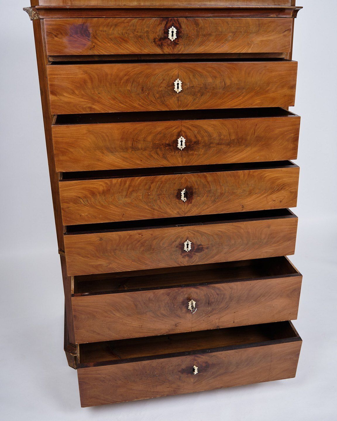 Chest Of Drawers   Antique   Mahogany   7 Drawers   1860s photo Furniture