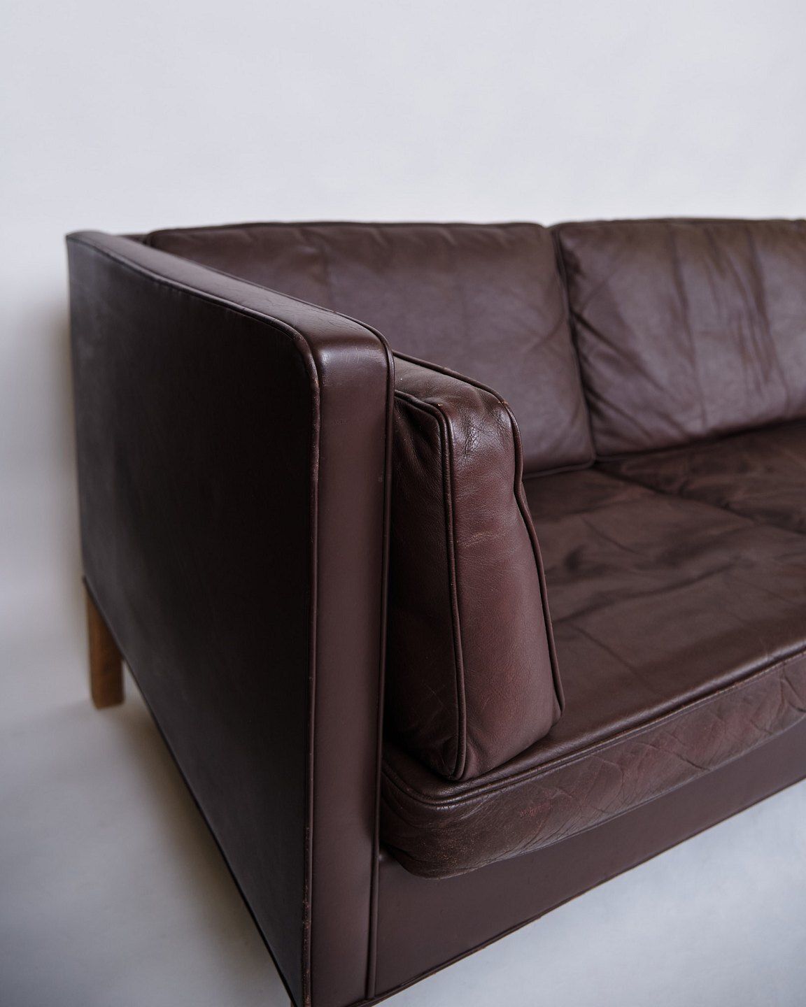 Sofa   3. Person   Model 2442   Brown Leather   Børge Mogensen   Fredericia Furniture Factory   Danish Design   1960s photo furniture