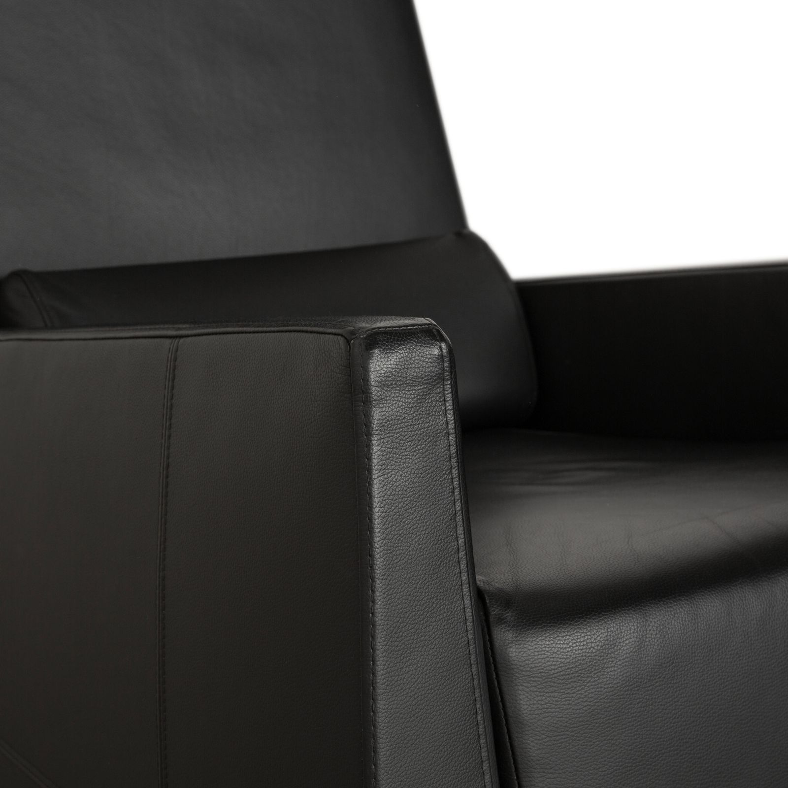 Ligne Roset Jul Leather Fauteuil Zwart photo 893.0
