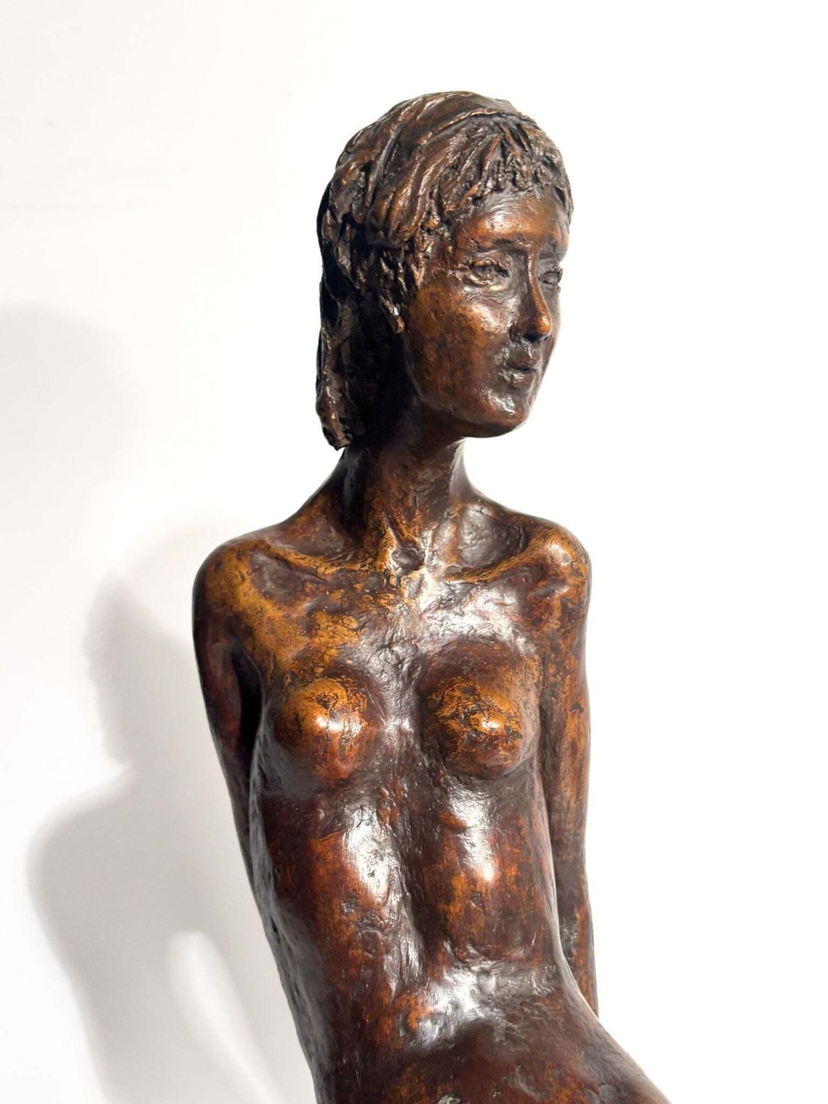 Bronze Sculpture Of A Lady By An Italian Artist From The 1920s photo furniture