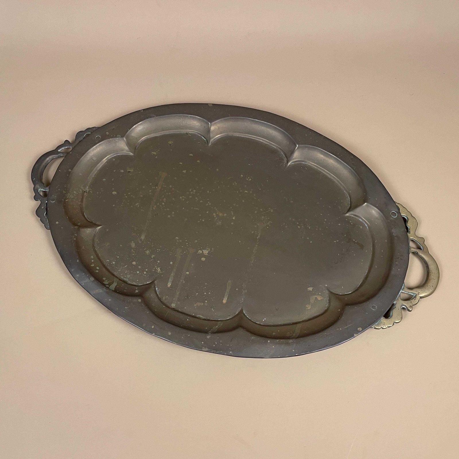 Antique Metal Gold Indian Patterned Brass Tray 46x29cm Plate Asian Handmade Handles Decorative Scallop Patterned Wall Art Oval Vintage