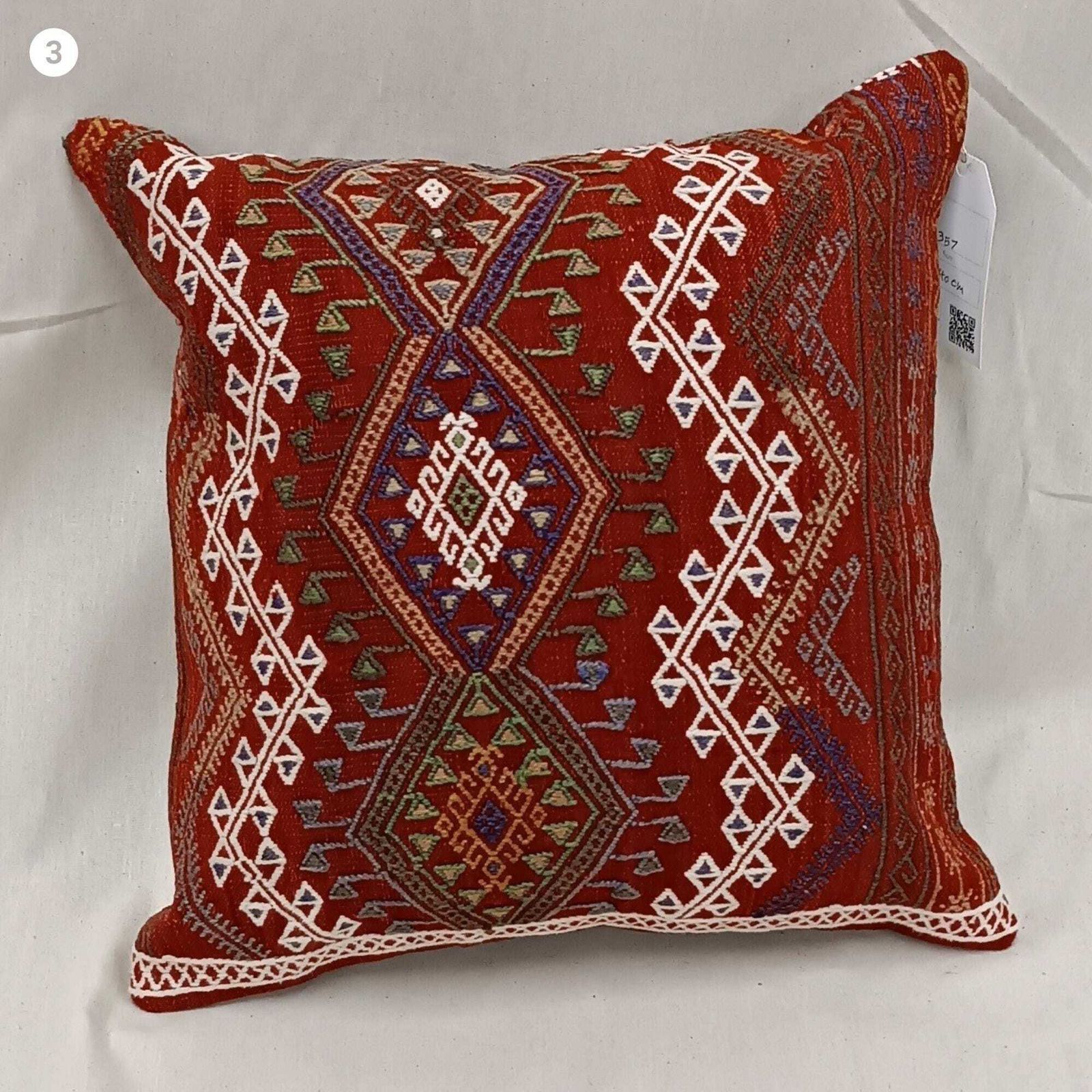 Traditional Turkish Kilim Cushion, 40x40 Cm Handmade Kilim Cushion, Vintage Kilim Pillow, Hand Knotted Pillow For Sofa, Couch Pillow photo Textiles