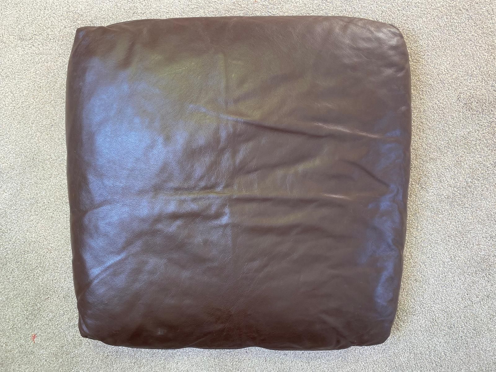 Gerard Van Den Berg “Gigi” Leather Swivel Chair From Heals. photo vinterior