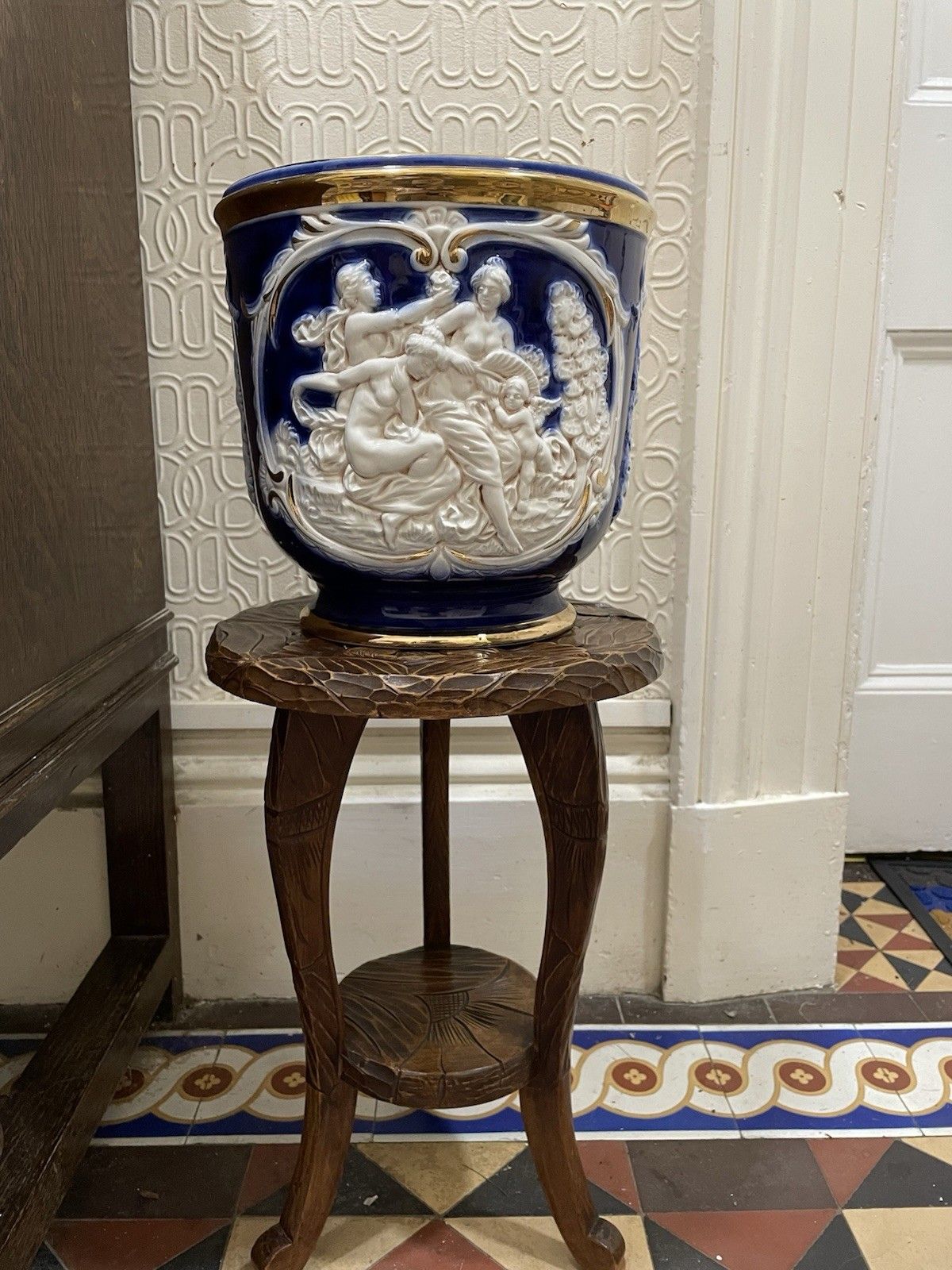 photo vinterior Antique Liberty London Carved Jardiniere Japanese Art Nouveau 1905 Plant Table