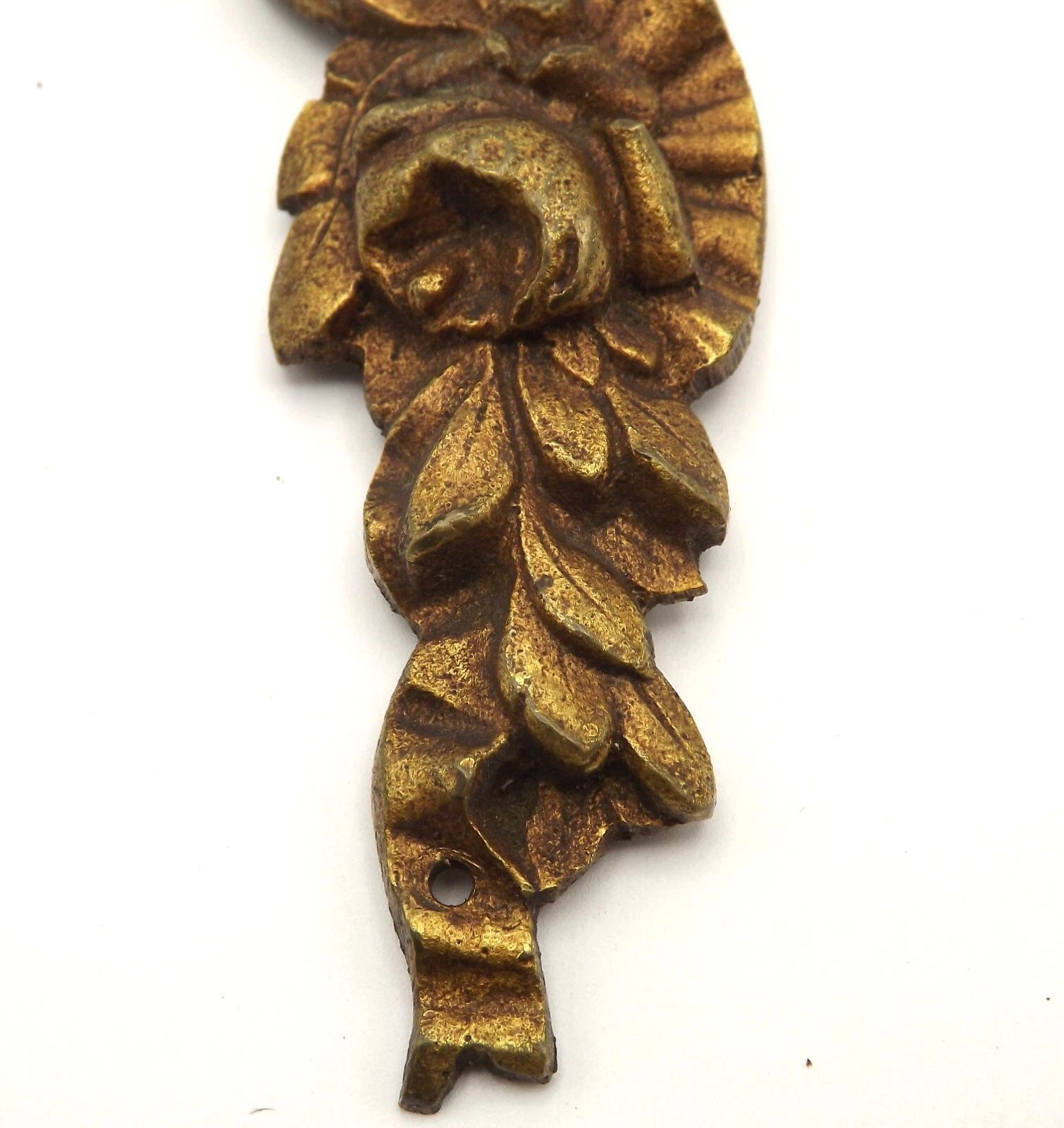 Paire d'appliques de mobilier d'époque en bronze français, décor floral et feuillage photo vinterior