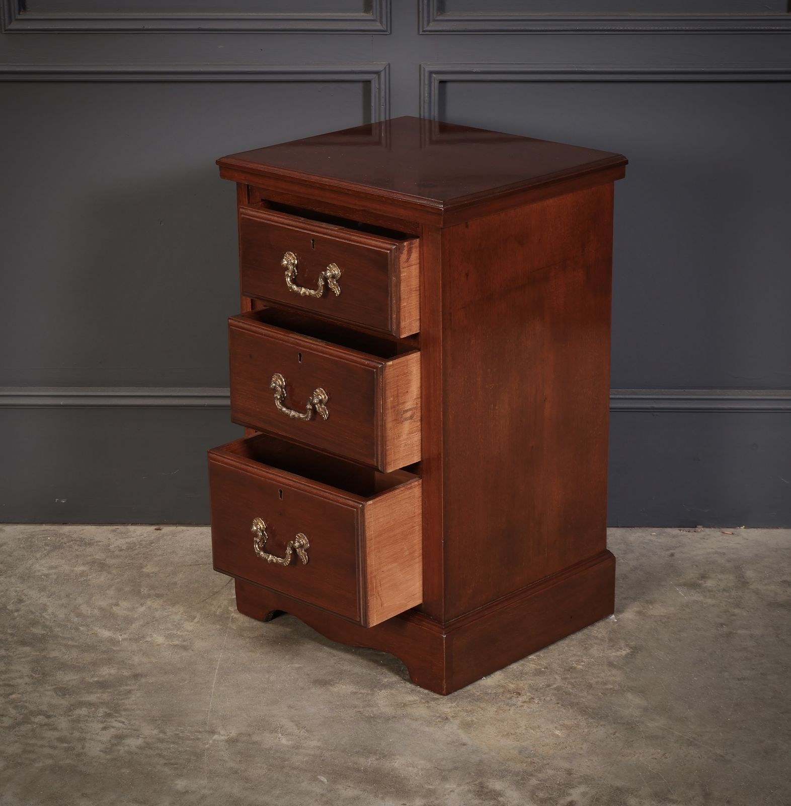 Pair Of Mahogany Bedside Chests photo vintage