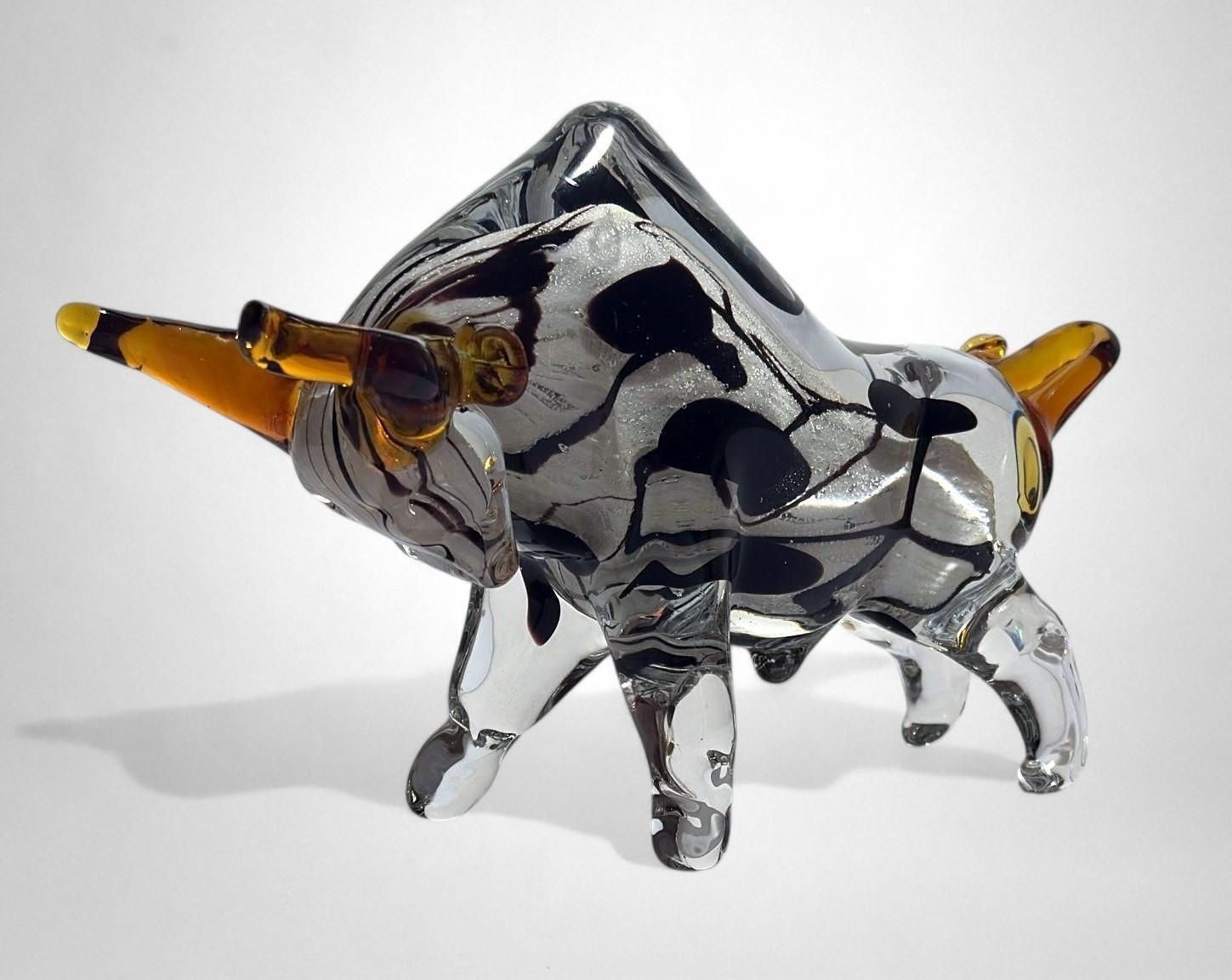 Murano Glass Bull Sculpture Sommerso Technique photo vintage