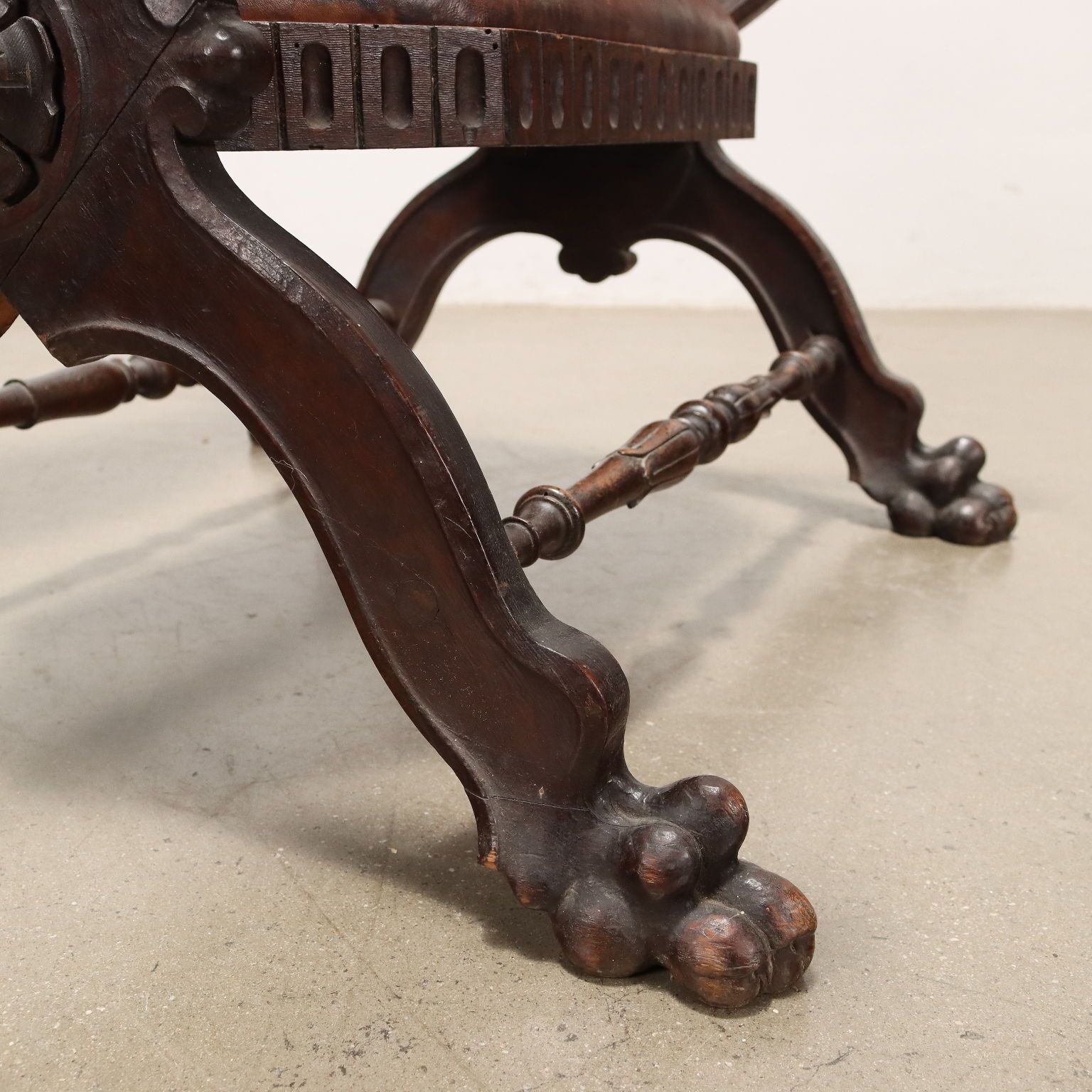Neo Renaissance Style Seat Wood Leather XX Century photo vinterior