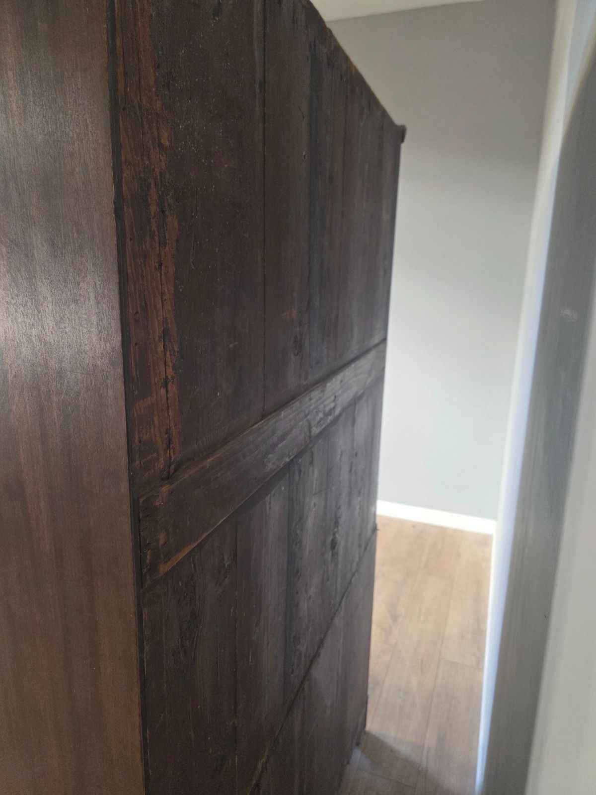 photo buy Antique Mahogany Linen Press