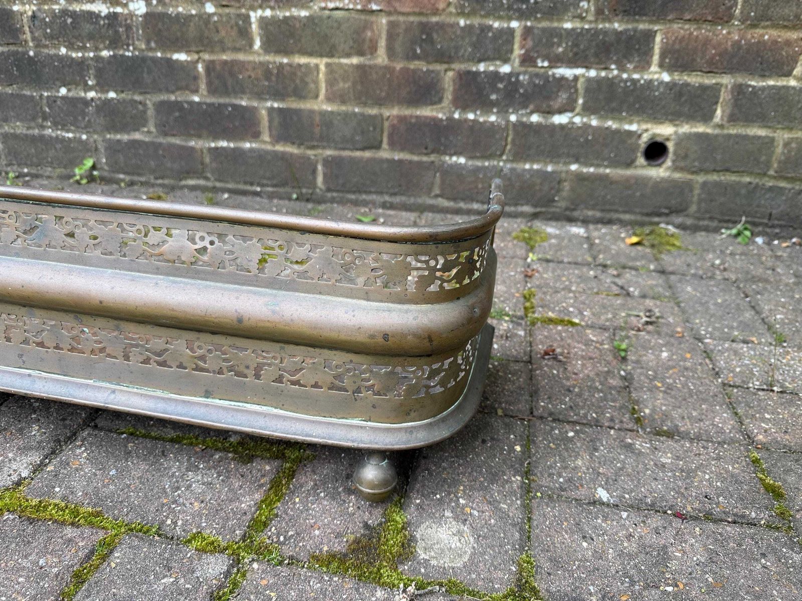 Victorian Pierced Brass Metal Quality Fireplace Fender, Fire Hearth Guard   Attractive Detail, Vgc photo buy