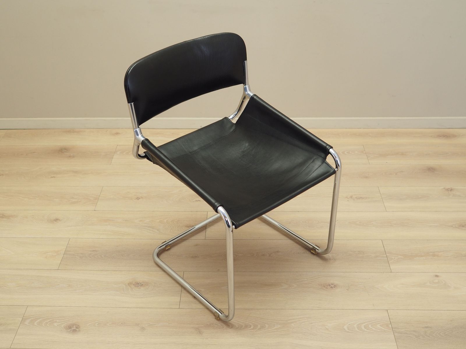 Leather Chair, Italian Design, 1970s, Production: Italy photo buy