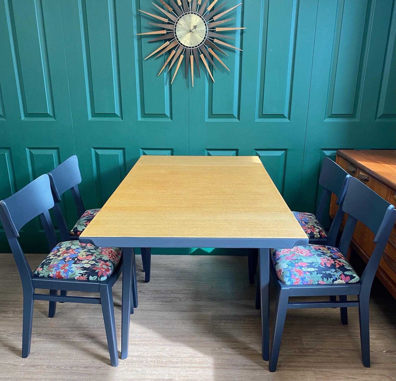 Refurbished Mid Century Modern 1960s Oak G Plan E Gomme Brandon Extending Dining Table And Four Chairs photo 625.0