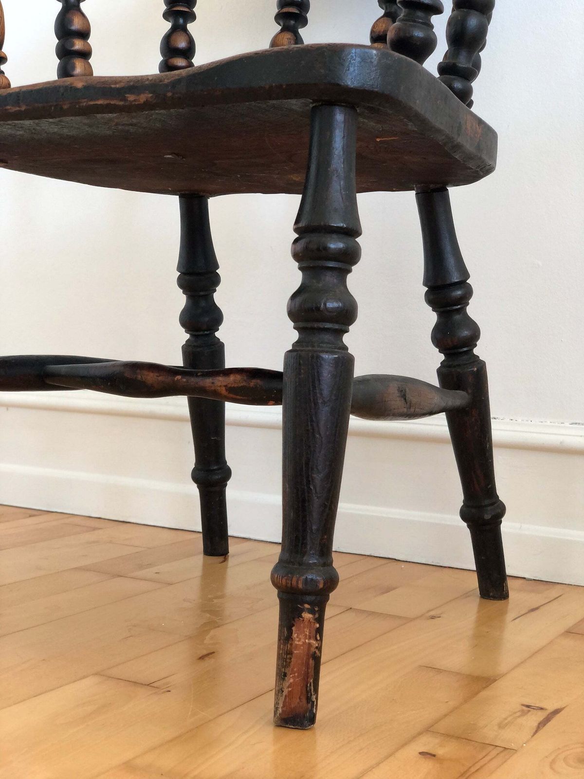 photo furniture Antique Wooden Captain’s Chair Denmark