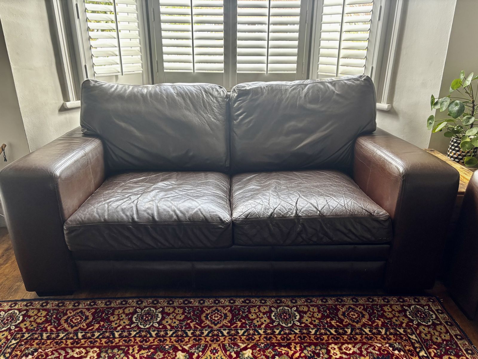 2 X Sloane Darlings Of Chelsea Brown Leather Sofas   3 Seater & 2 Seater (Free) photo for sale