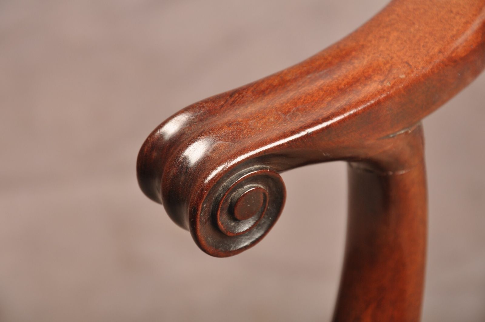Fine 18th Century Irish Mahogany Armchair photo vinterior