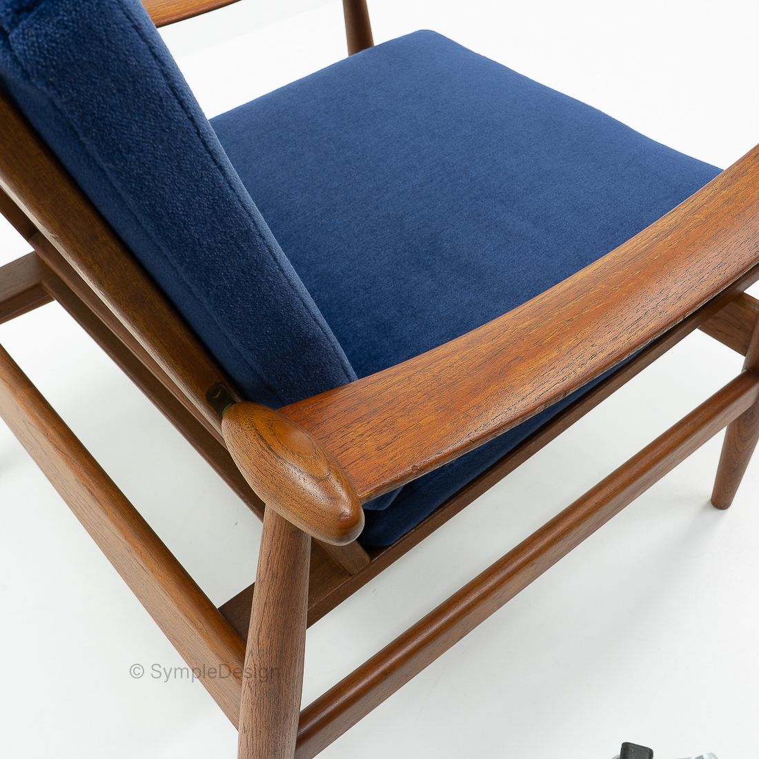 Finn Juhl “Spade” Armchair, France And Daverkosen, 1950s photo vinterior
