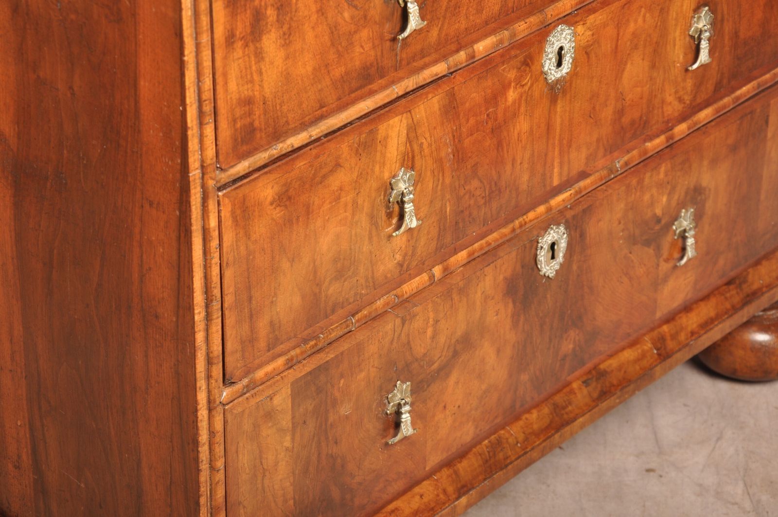 Furniture 17th Walnut Century Chest Of Drawers photo