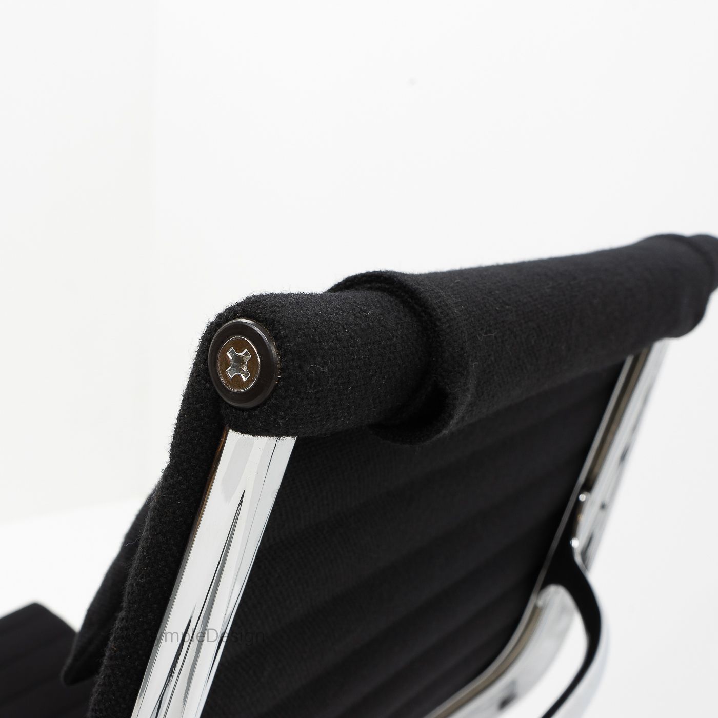 Eames Alu Group Lounge Chair – Vitra, 1980s photo vinterior
