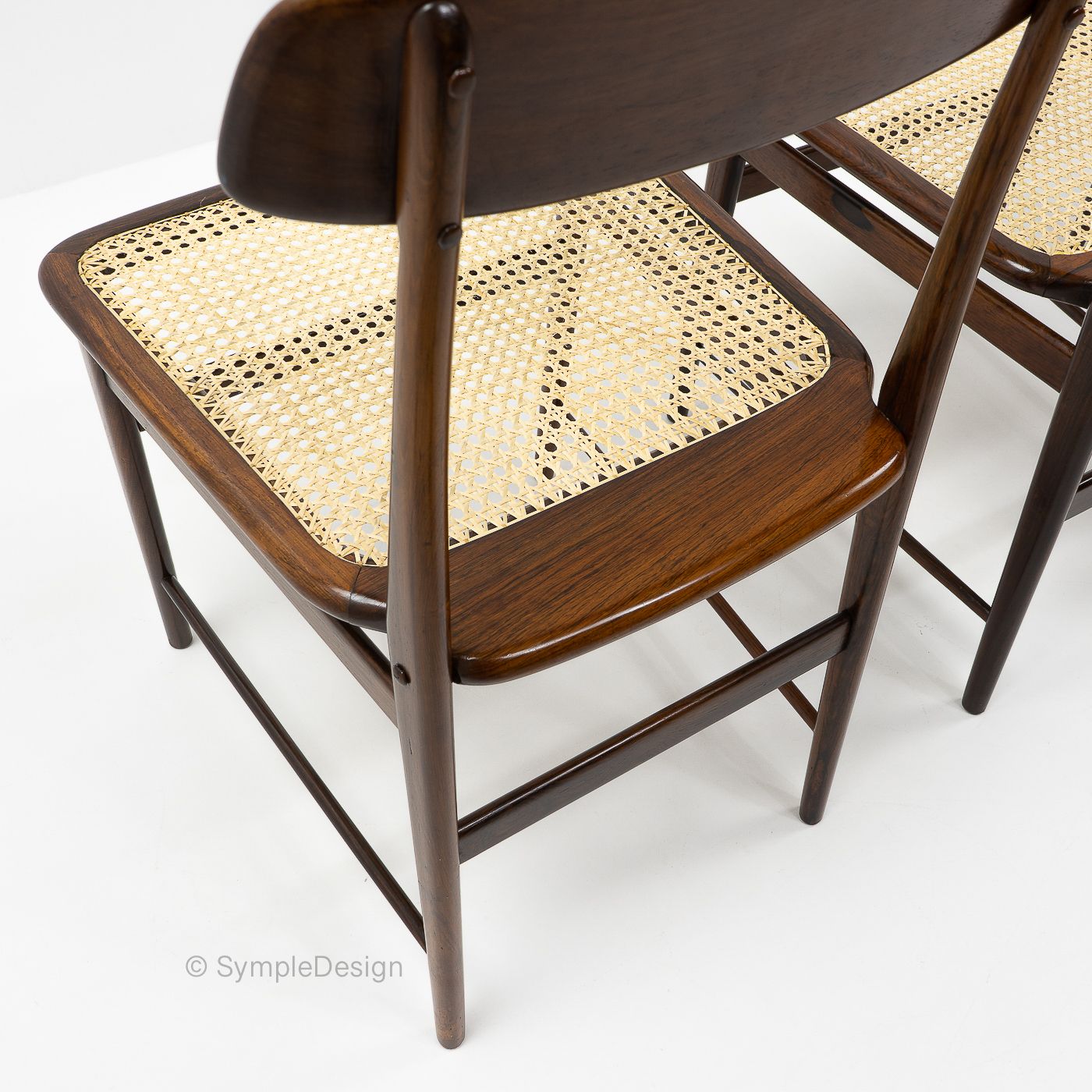 photo vintage Sergio Rodrigues, Lucio Chairs For Oca Brazil, 1950s