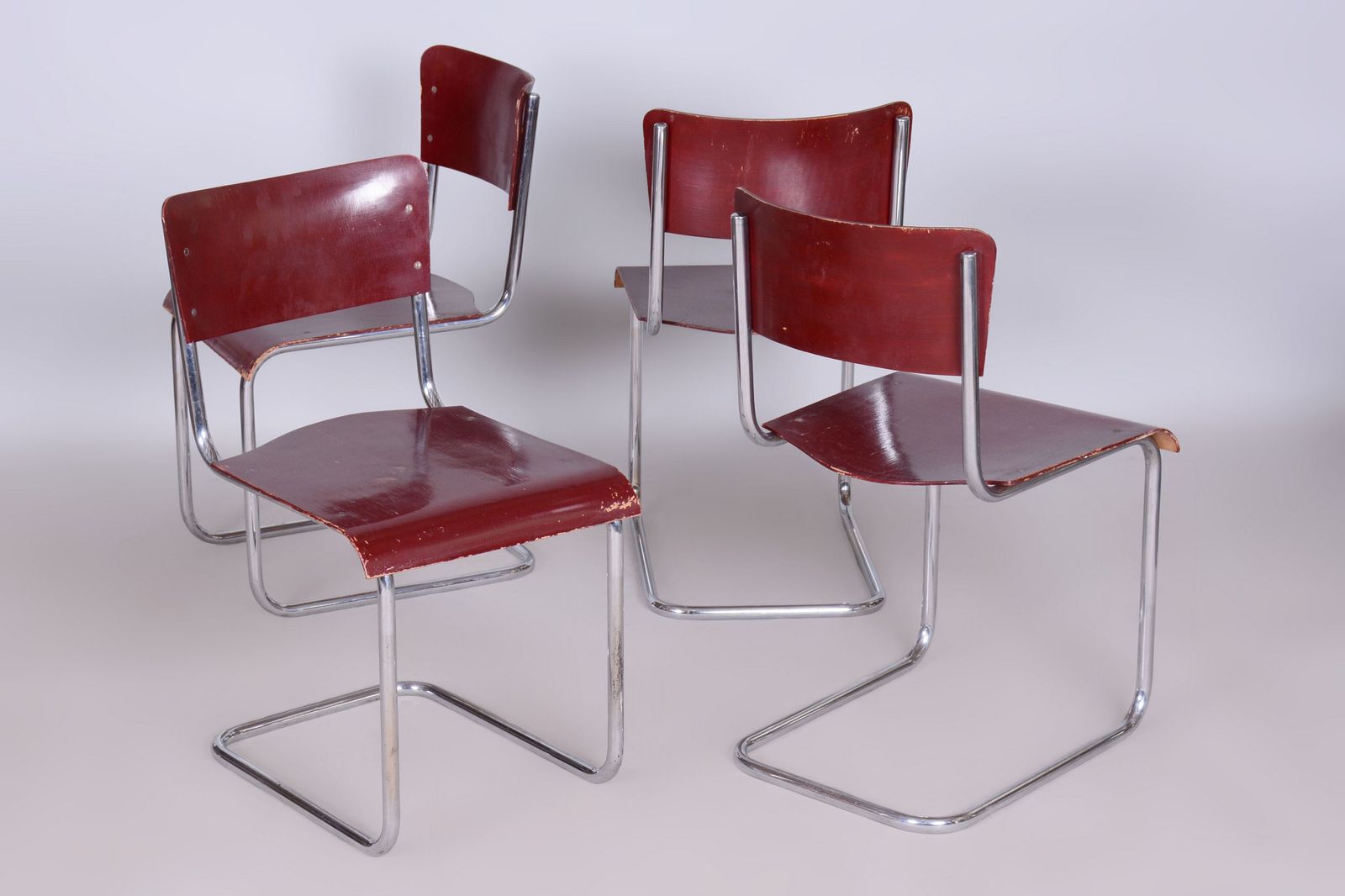 photo furniture Original Bauhaus Dining Set, By Hynek Gottwald, Chrome, Czech, 1930s