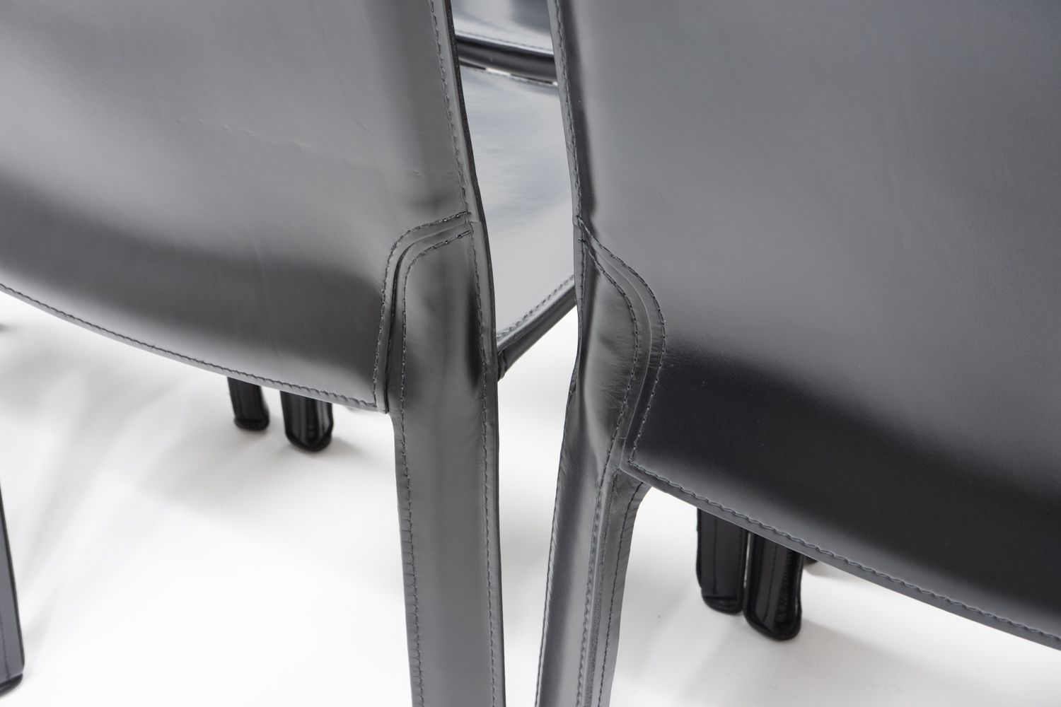 Furniture Mario Bellini For Cassina Cab 412, Set Of 12, 1990s photo