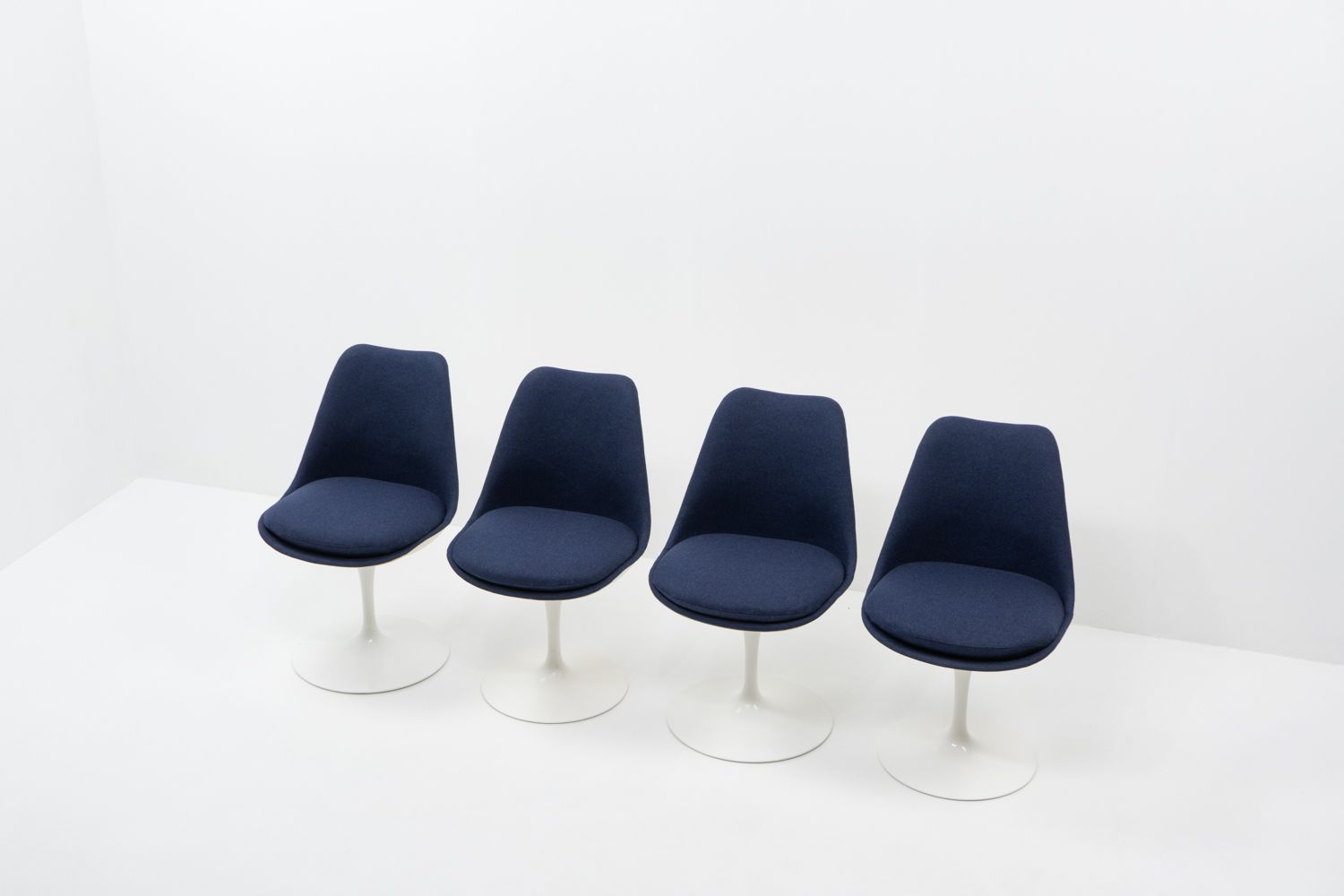 Side Chairs By Eero Saarinen For Knoll, Switzerland, 1970s – Set Of 4 photo furniture