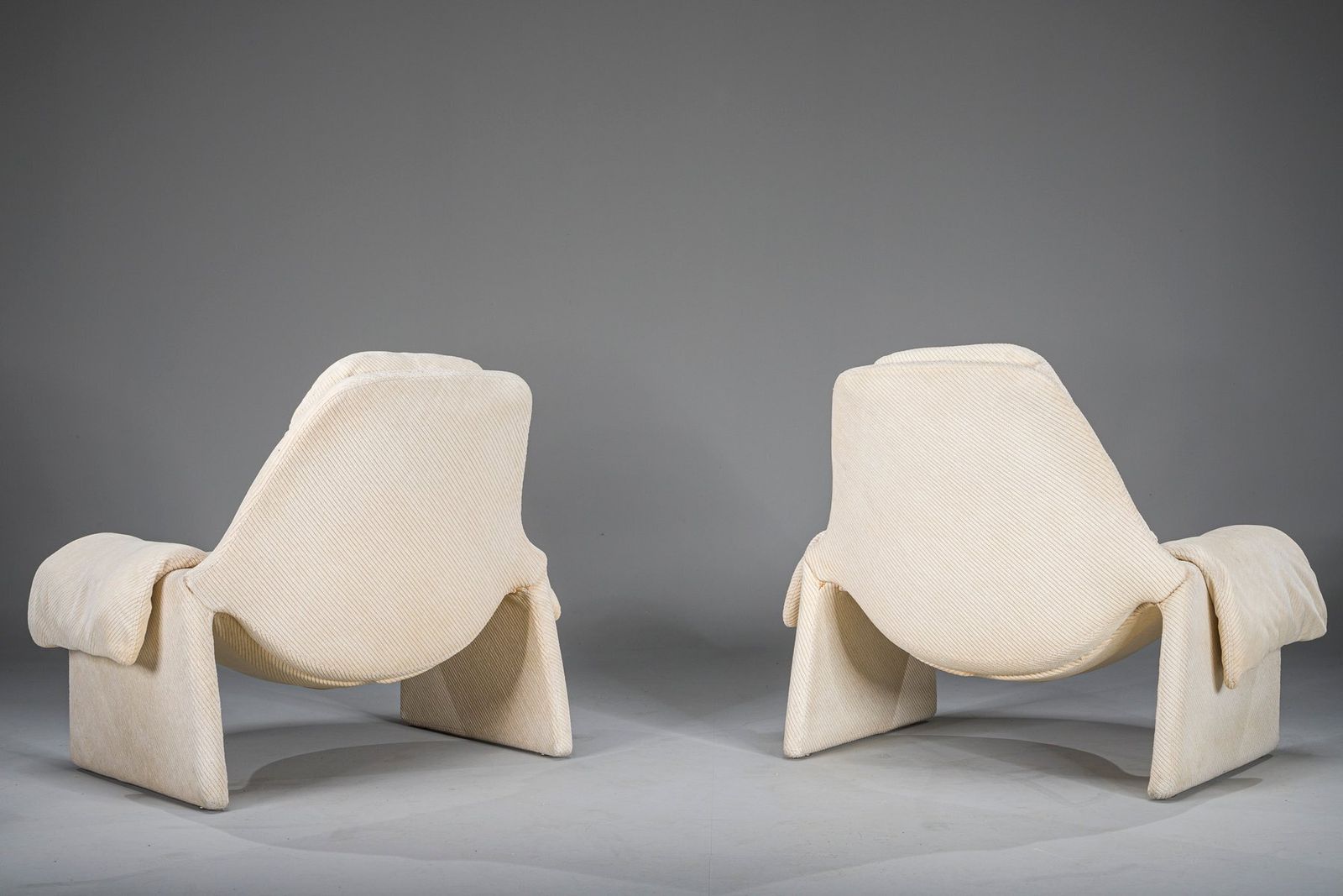 photo vinterior P60 Chairs And Ottomans By Vittorio Introini For Saporiti, 1960s, Set Of 4
