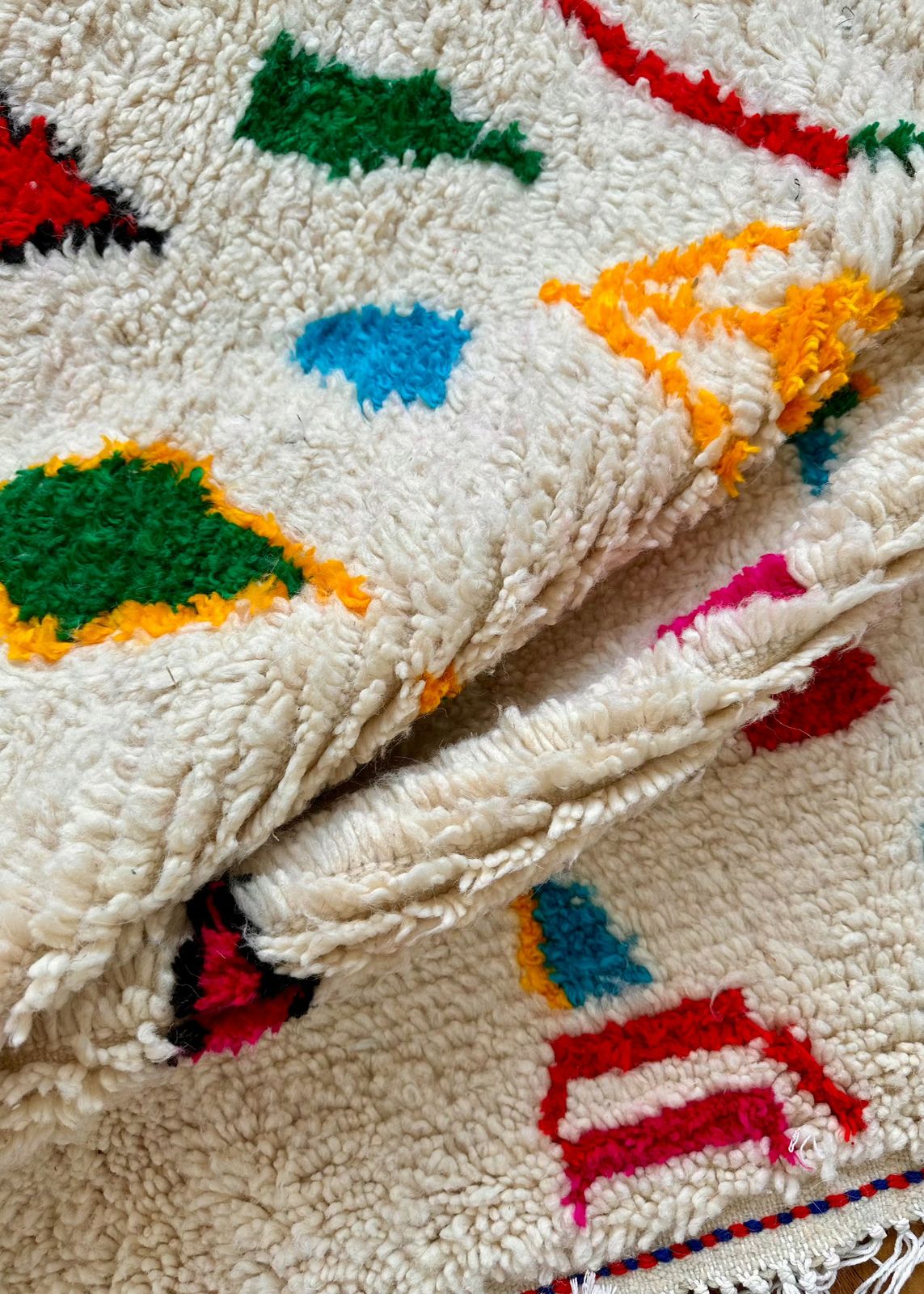 Azilal Berber Carpet 'La Lune' photo for sale