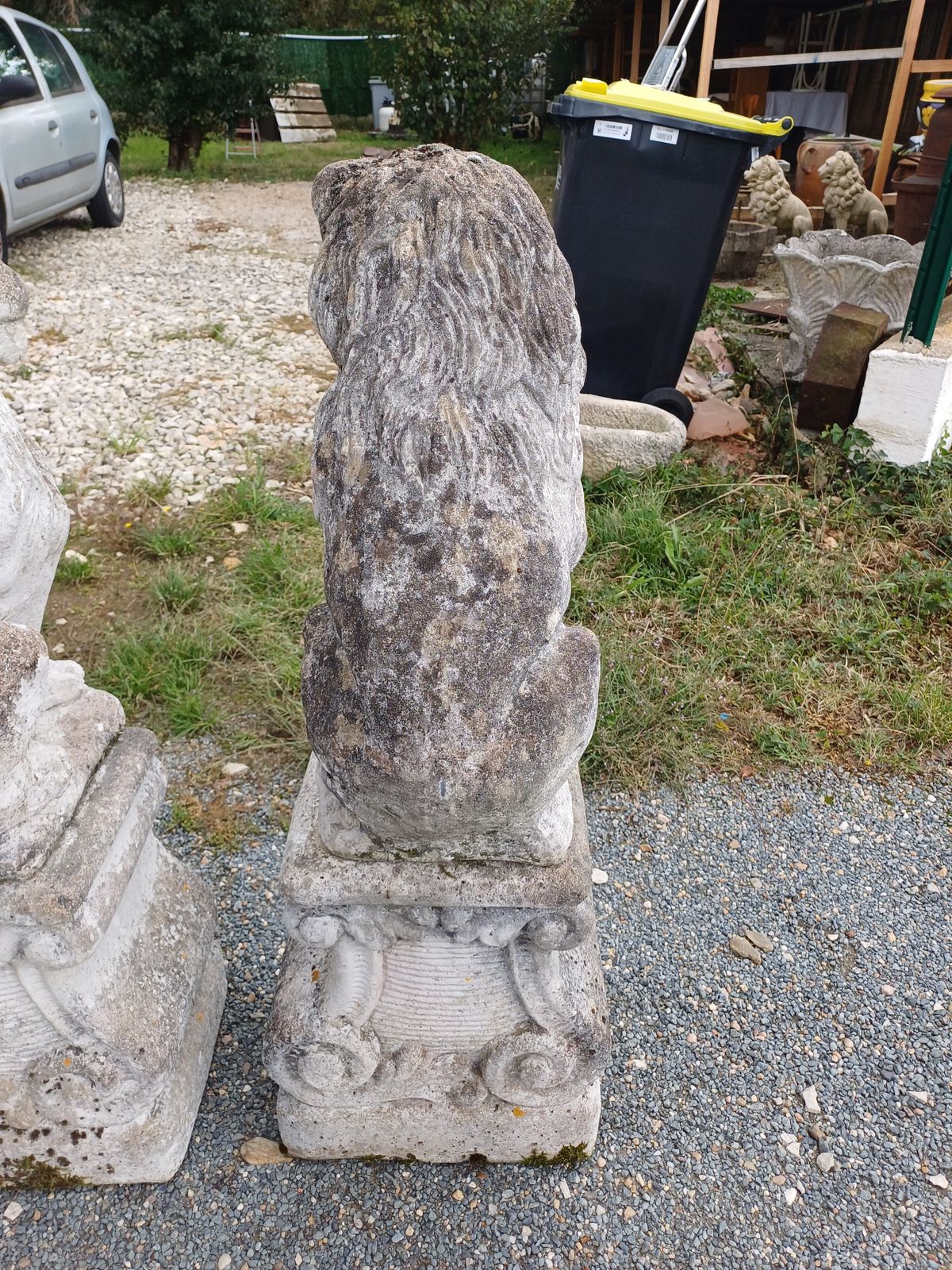 Pair Of Stone Lions From The 1960s photo 412.0