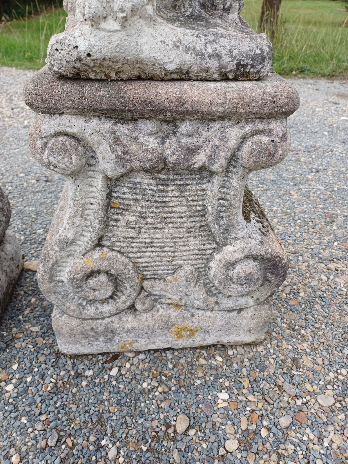 photo vinterior Pair Of Stone Lions From The 1960s
