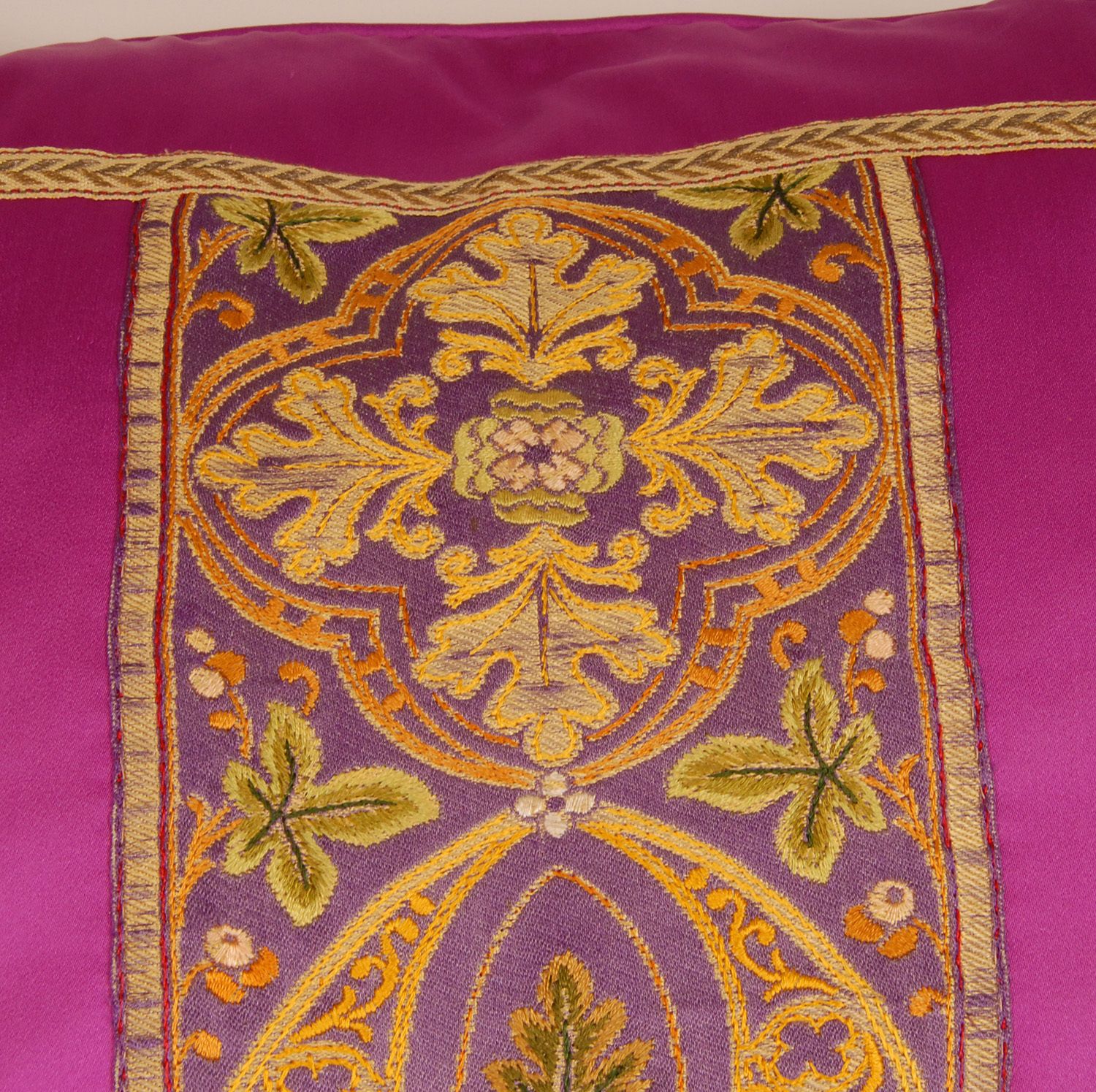 Early 19th Century Napoleonic Empire Pillow Magenta And Gold Silk Throw Cushion With Tassels photo Textiles