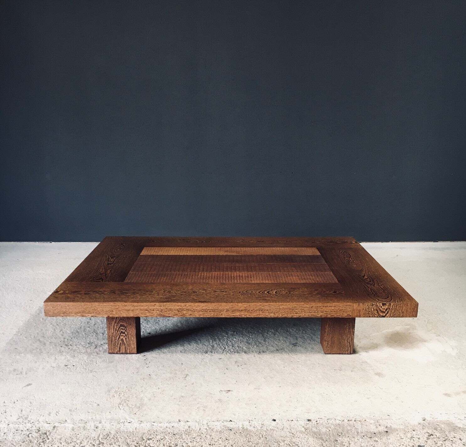 Postmodern Design Xl Wengésalontafel photo vinterior