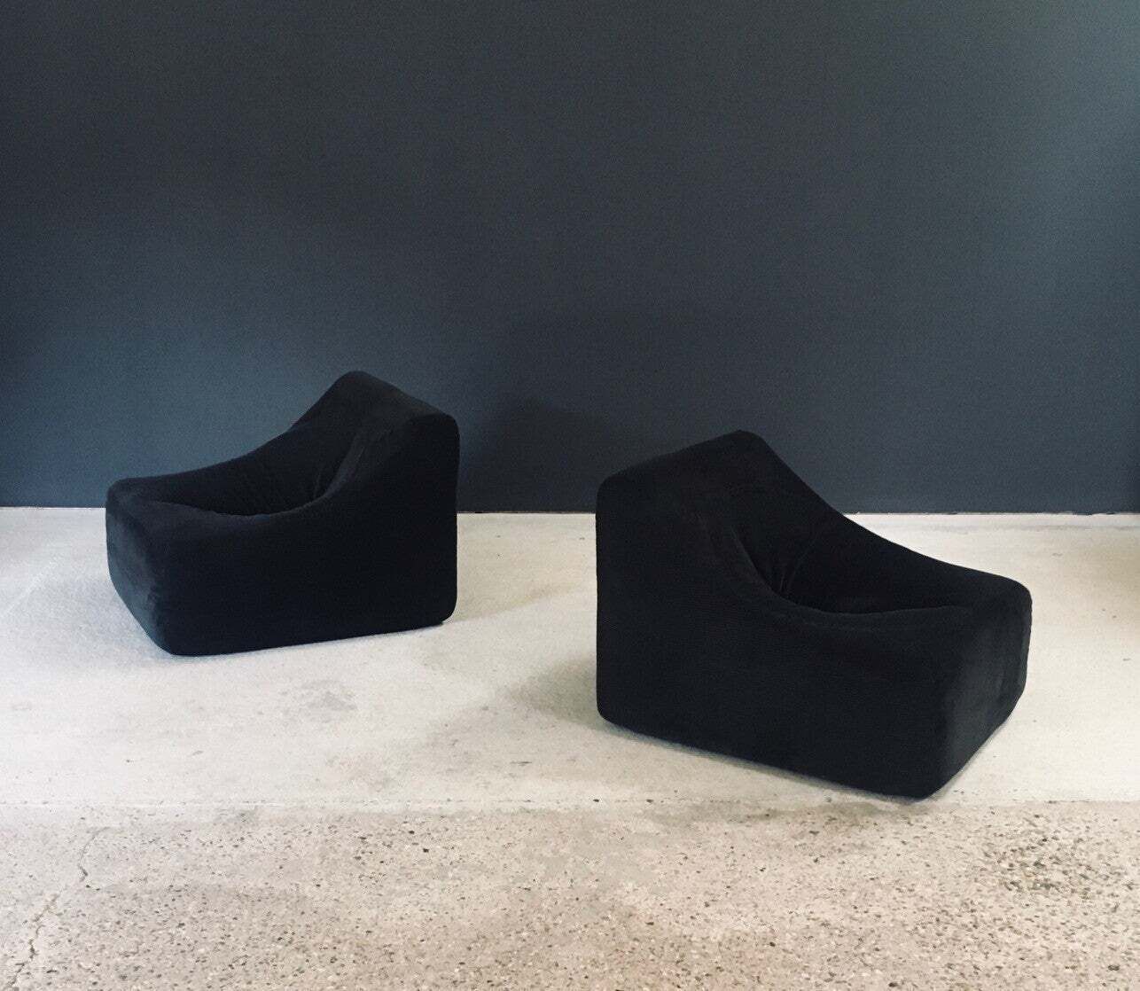 Set Van Twee Mid Century Modern Fauteuils, Frans Design, Jaren 1970, Corduroy Bekleding photo vintage