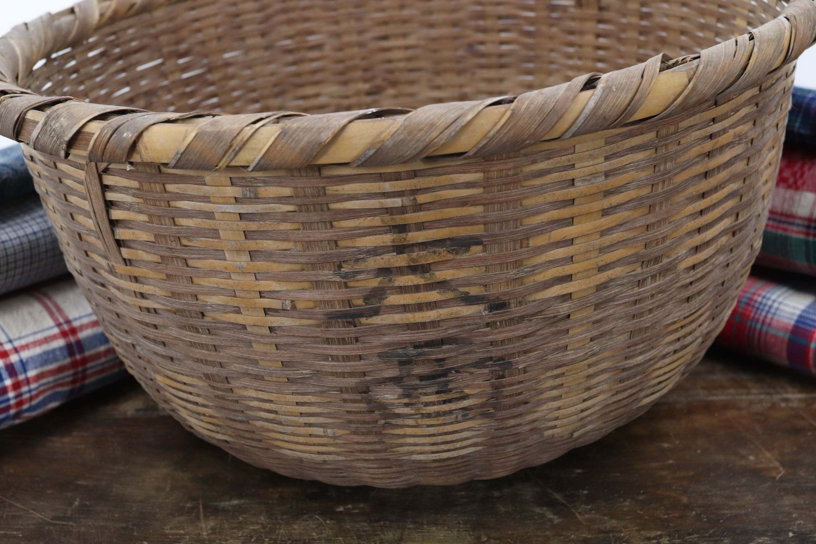 Mid 20th Century Handwoven Okimono Kago Style Japanese Basket (4) photo Home Decor