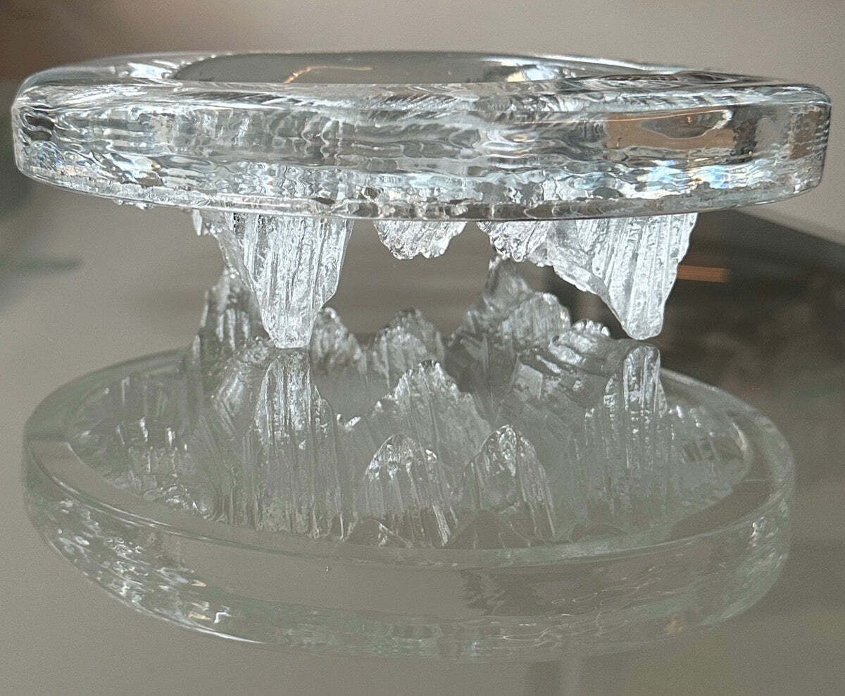 photo vinterior Vintage 1980s Swedish Nybro Glasbruk "Iceberg" Glass Ashtray By Paul Isling