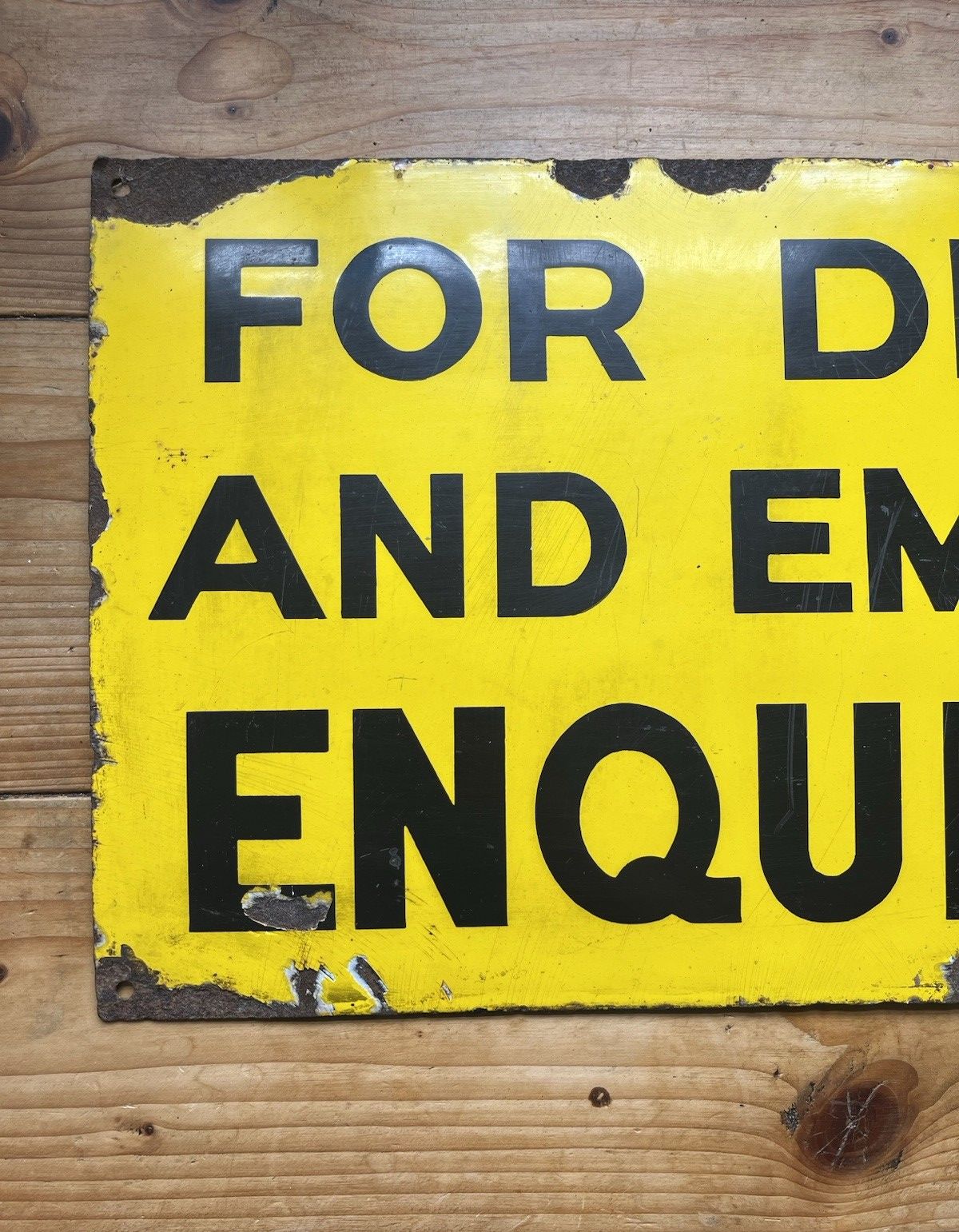 photo vinterior Rare Antique British Military Base Deliveries & Employment Metal Enamel Sign