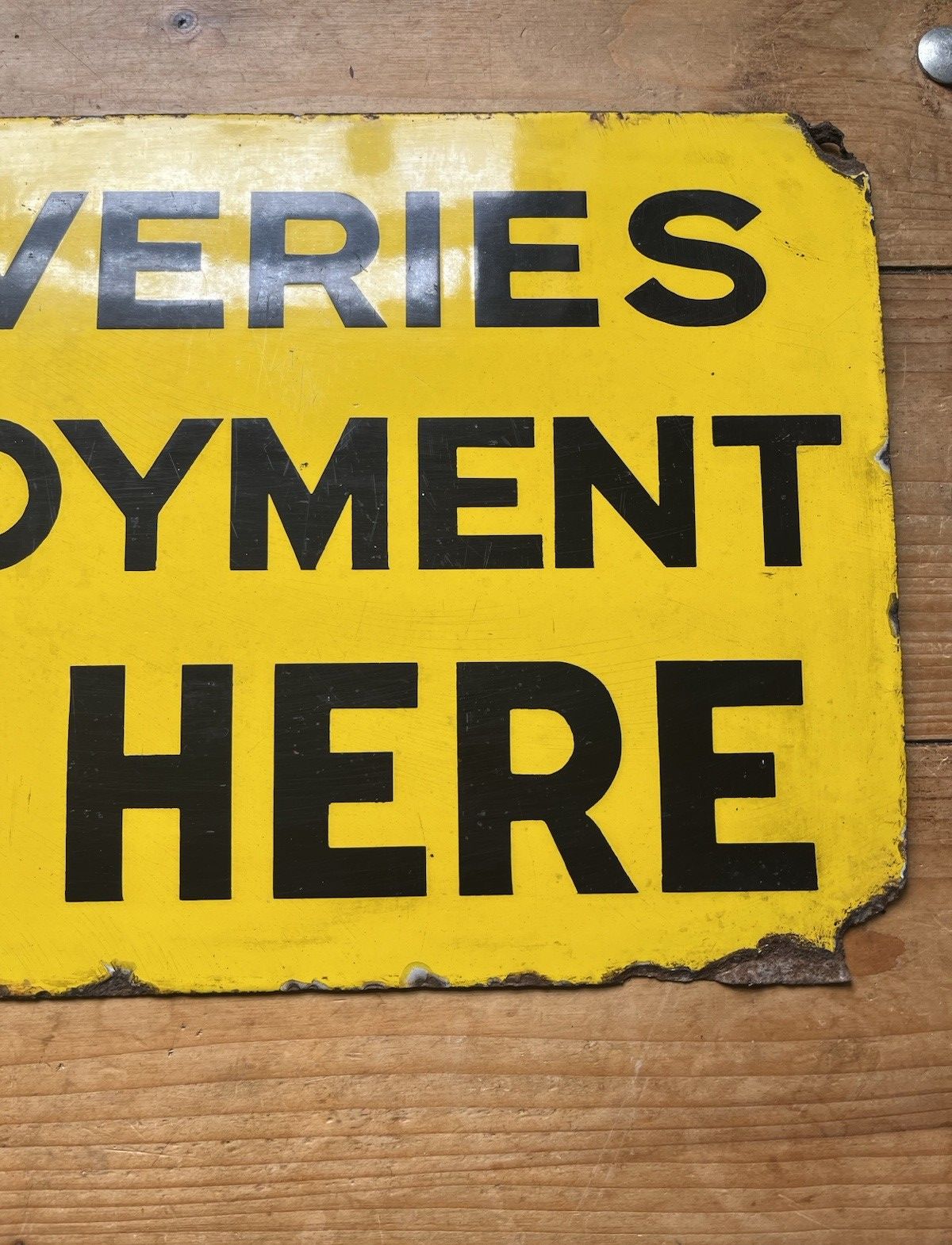 photo vintage Rare Antique British Military Base Deliveries & Employment Metal Enamel Sign