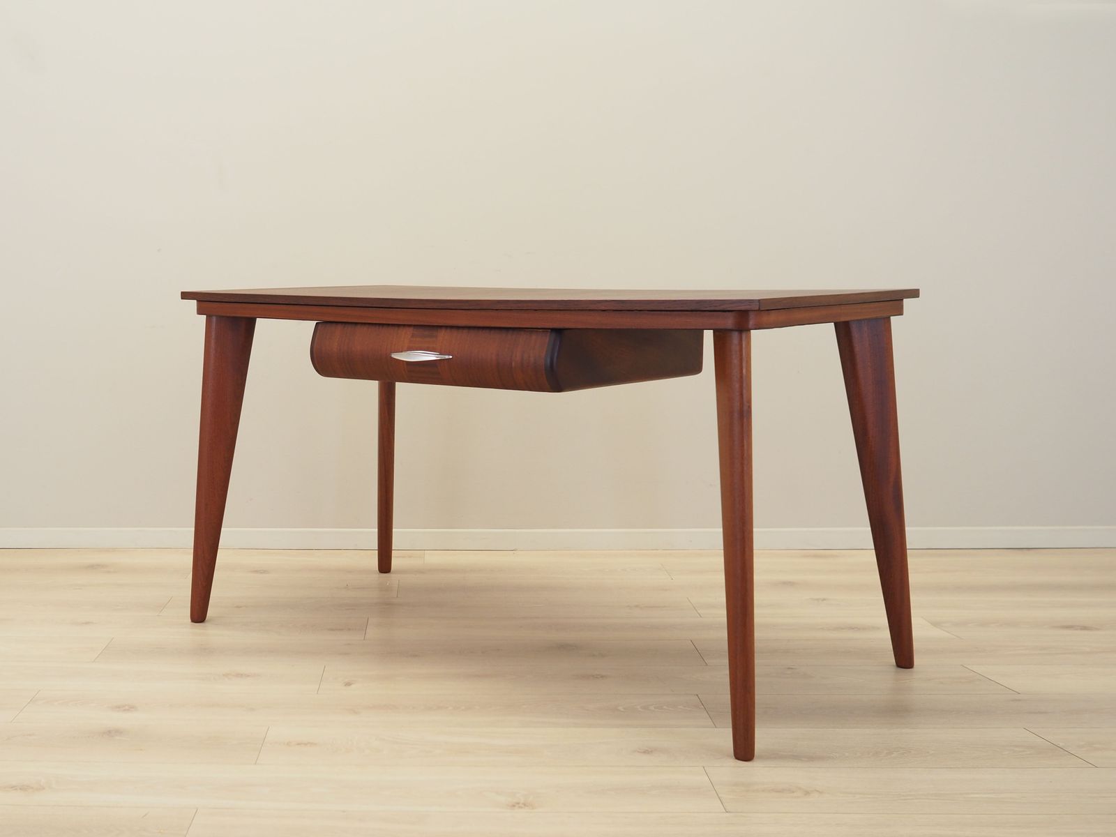 Eiken Bureau, Italiaans Design, Jaren 1970, Productie: Italië photo 1669.0