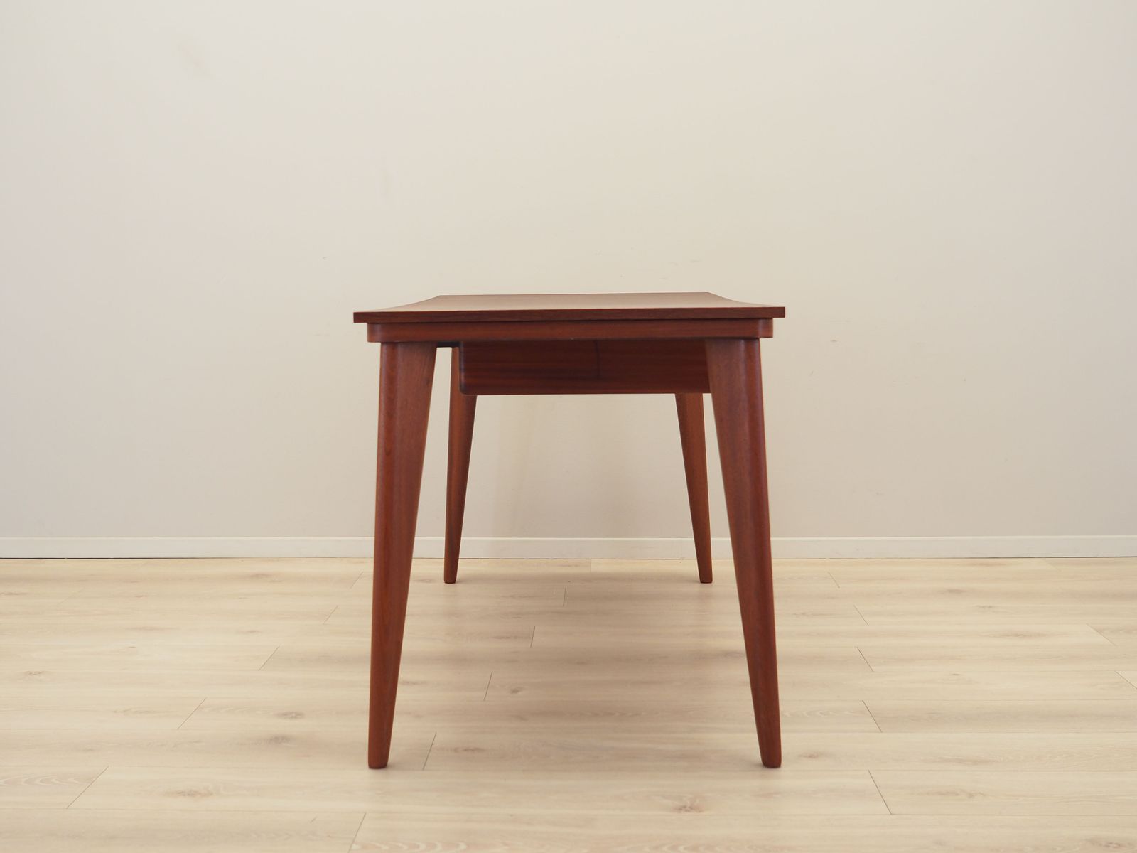 Eiken Bureau, Italiaans Design, Jaren 1970, Productie: Italië photo vintage