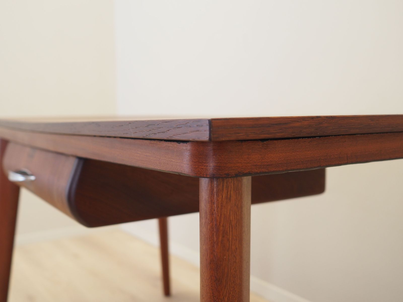 photo buy Eiken Bureau, Italiaans Design, Jaren 1970, Productie: Italië