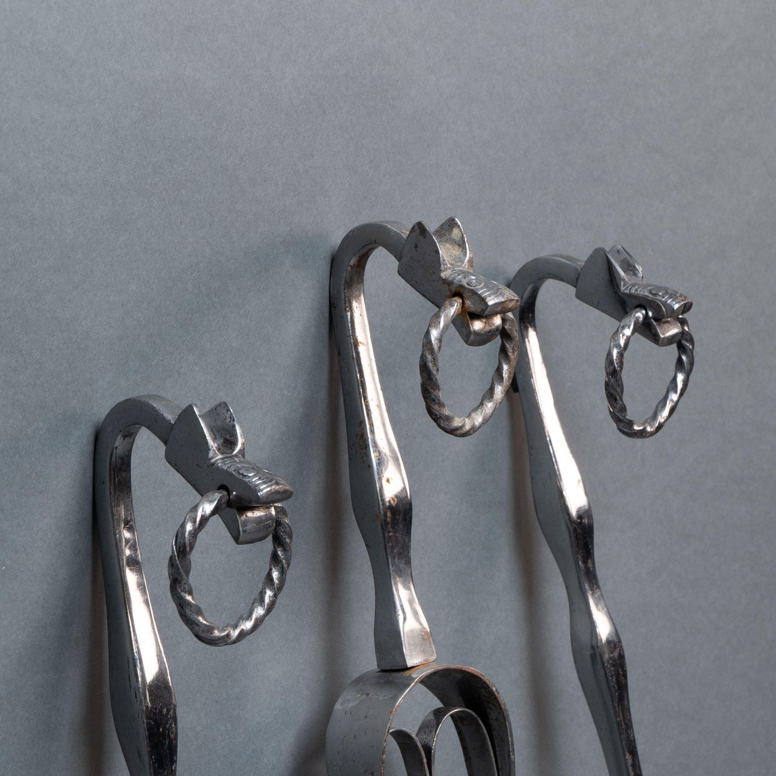 A Set Of Arts & Crafts Cotswold School Polished Steel Hand Wrought Fire Utensils photo Home Fixtures