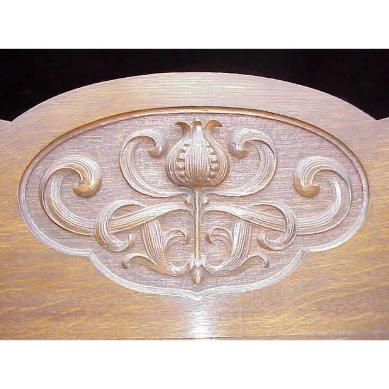Wylie And Lochhead. A Good Quality Oak Arts And Crafts Glasgow Style Sideboard photo 2040.0