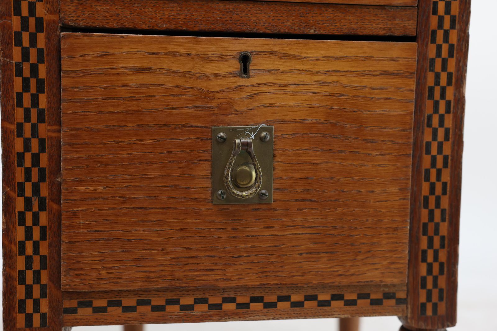photo vinterior Waring And Gillow. An Arts And Crafts Bow Fronted Kneehole Twin Pedestal Desk