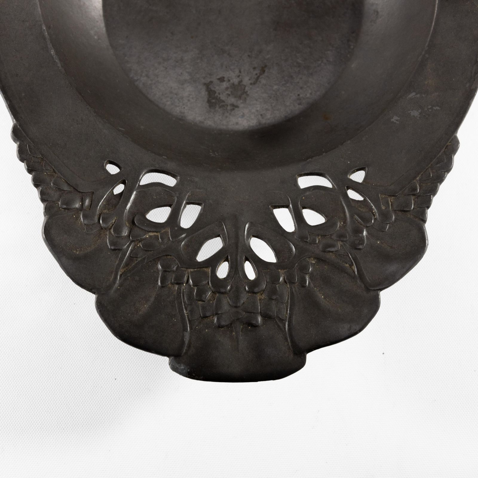 Home Decor Urania. An Art Nouveau Pewter Fruit Bowl With A Loop Handle Floral Decoration photo