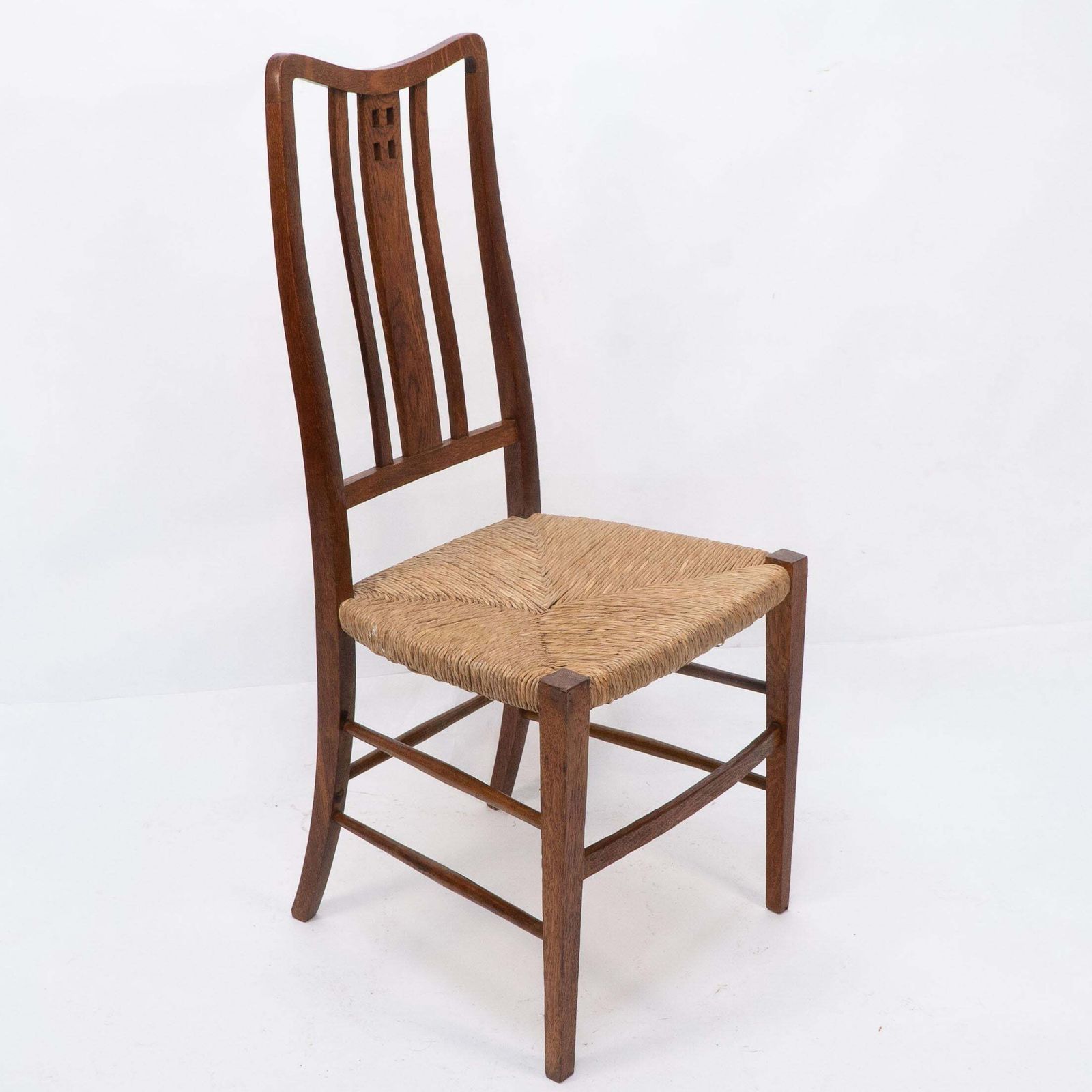 Wylie And Lochhead (Attributed). A Pair Of Rush Seated Side Or Bedroom Chairs photo Furniture