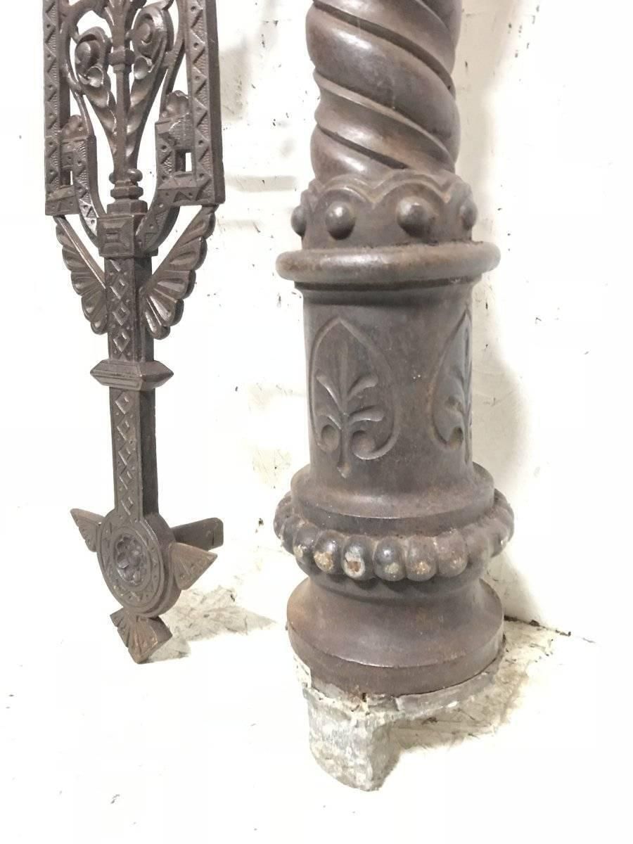 DR C Dresser Attri, 18 Cast Iron Floral Staircase Balustrades & The Knurl Post. photo vinterior