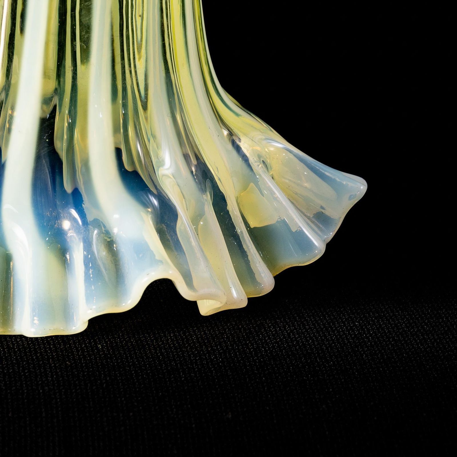 photo buy A Pleated Vaseline Shade, Consisting Of Alternating Stripes And A Ruffled Rim.