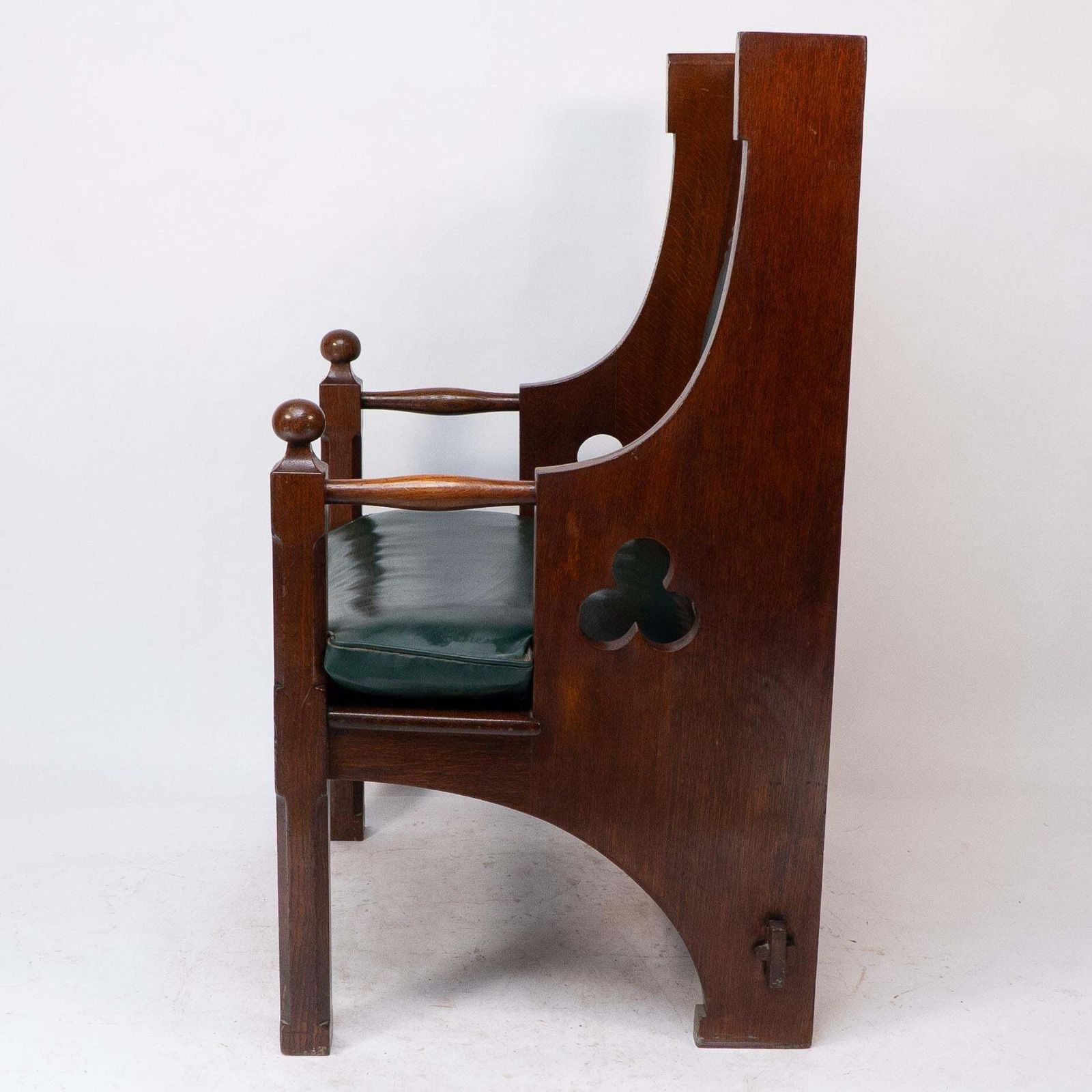 Liberty And Co. A Good Quality Arts And Crafts Oak Armchair With Leather Cushion photo Furniture