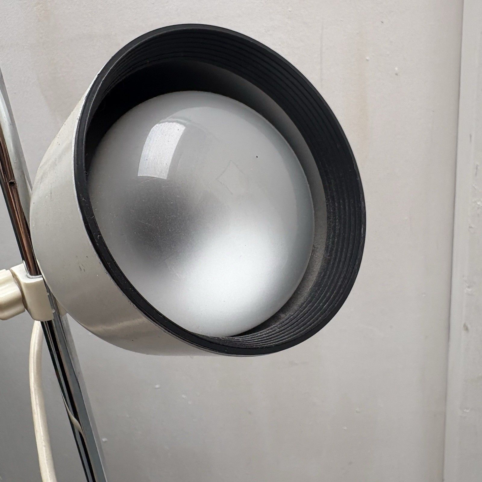 Vintage 1970s / 1980s Twin Shade Habitat Adjustable Floor Lamp photo vinterior