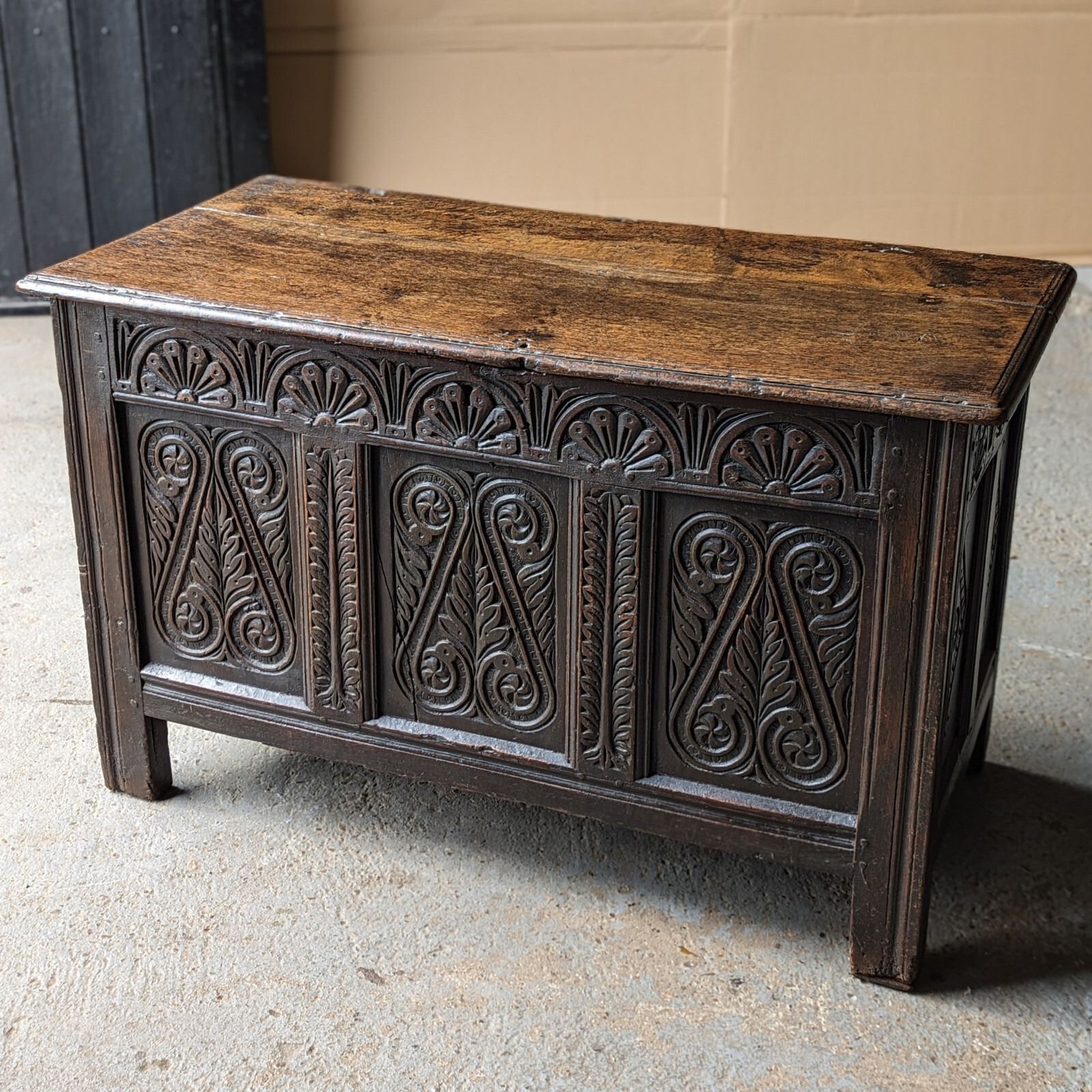 Antique Oak Coffer / Chest (Delivery Available) Mid 17thc photo furniture